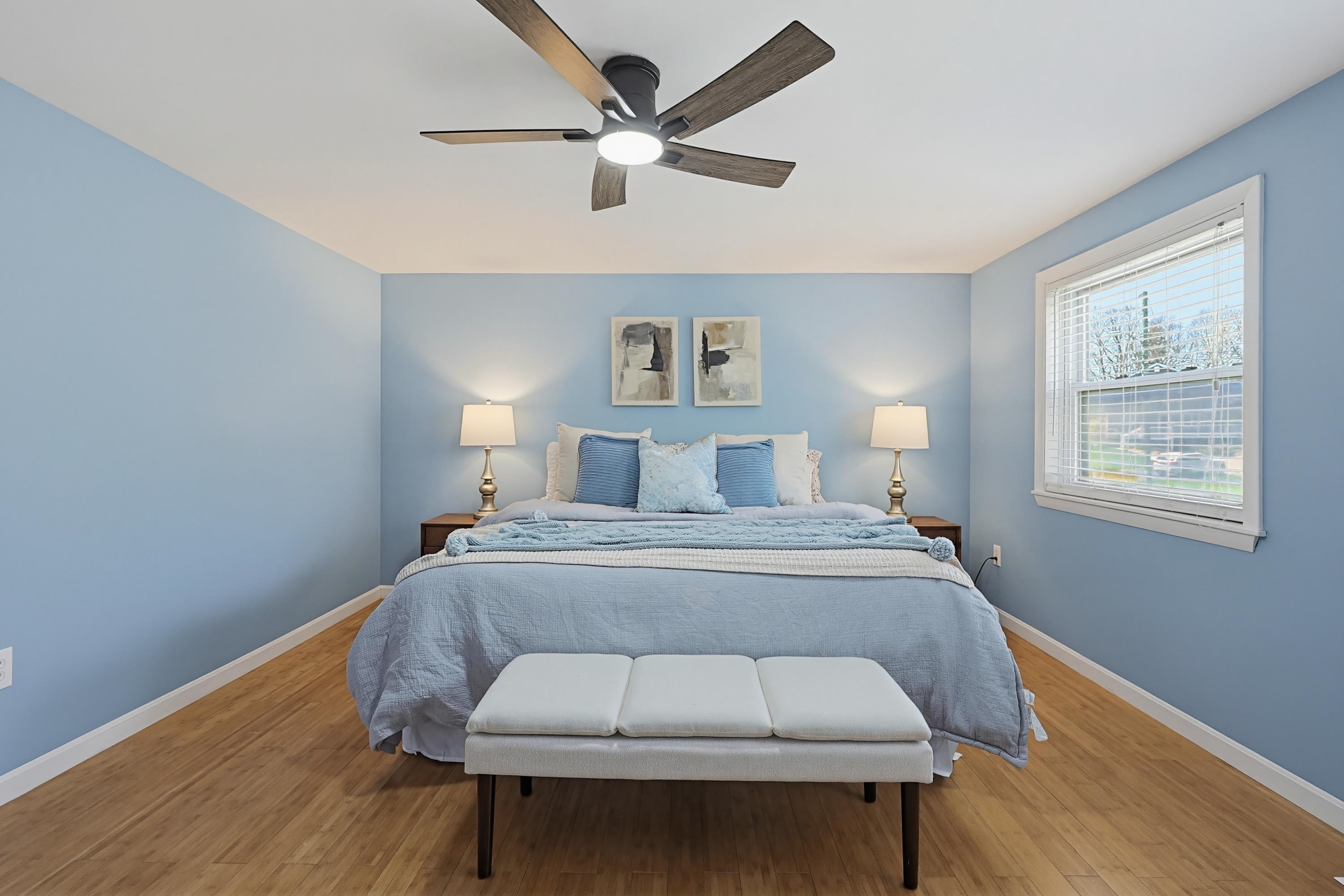 34 Juniper Rd, Derry, NH 03038