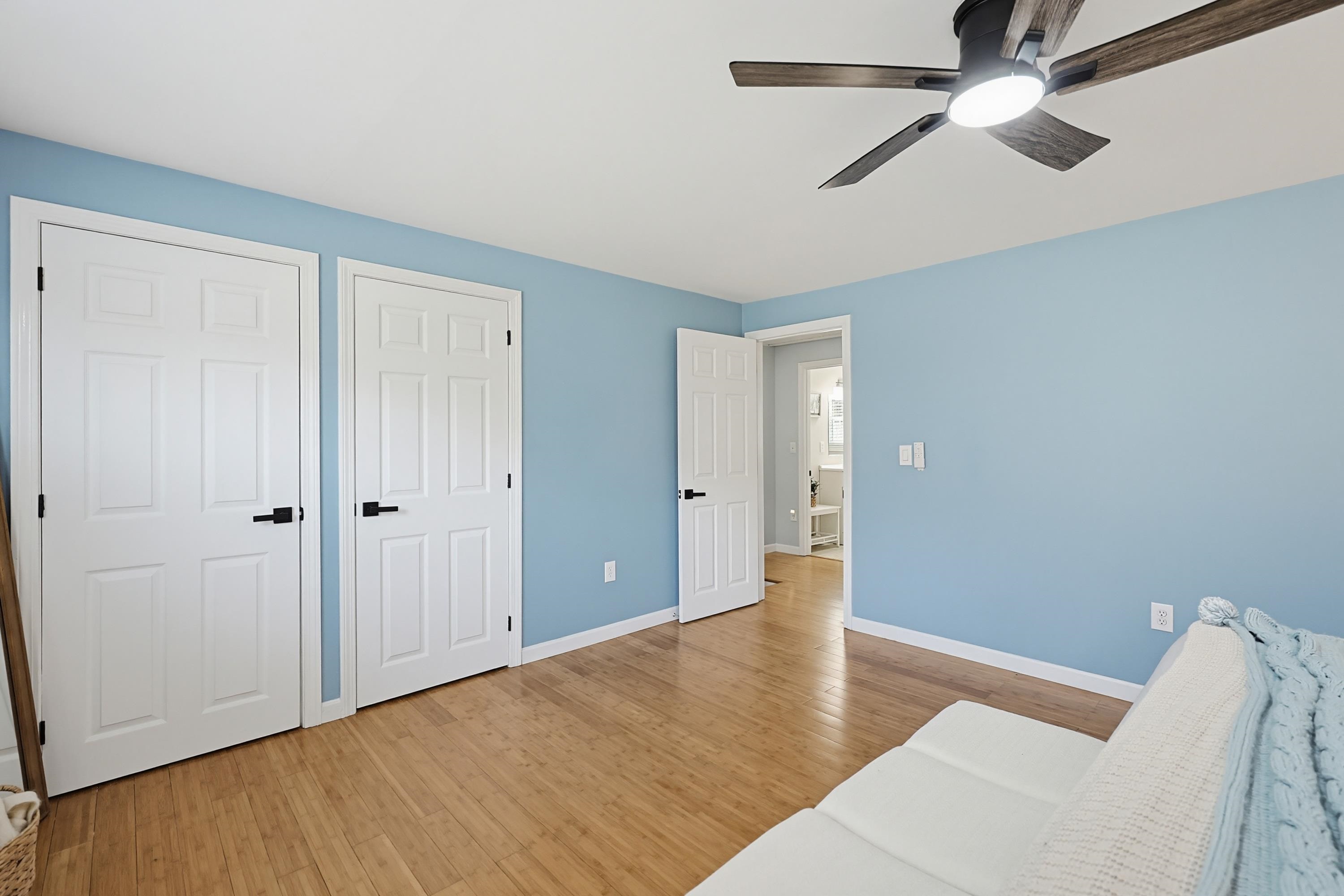 34 Juniper Rd, Derry, NH 03038