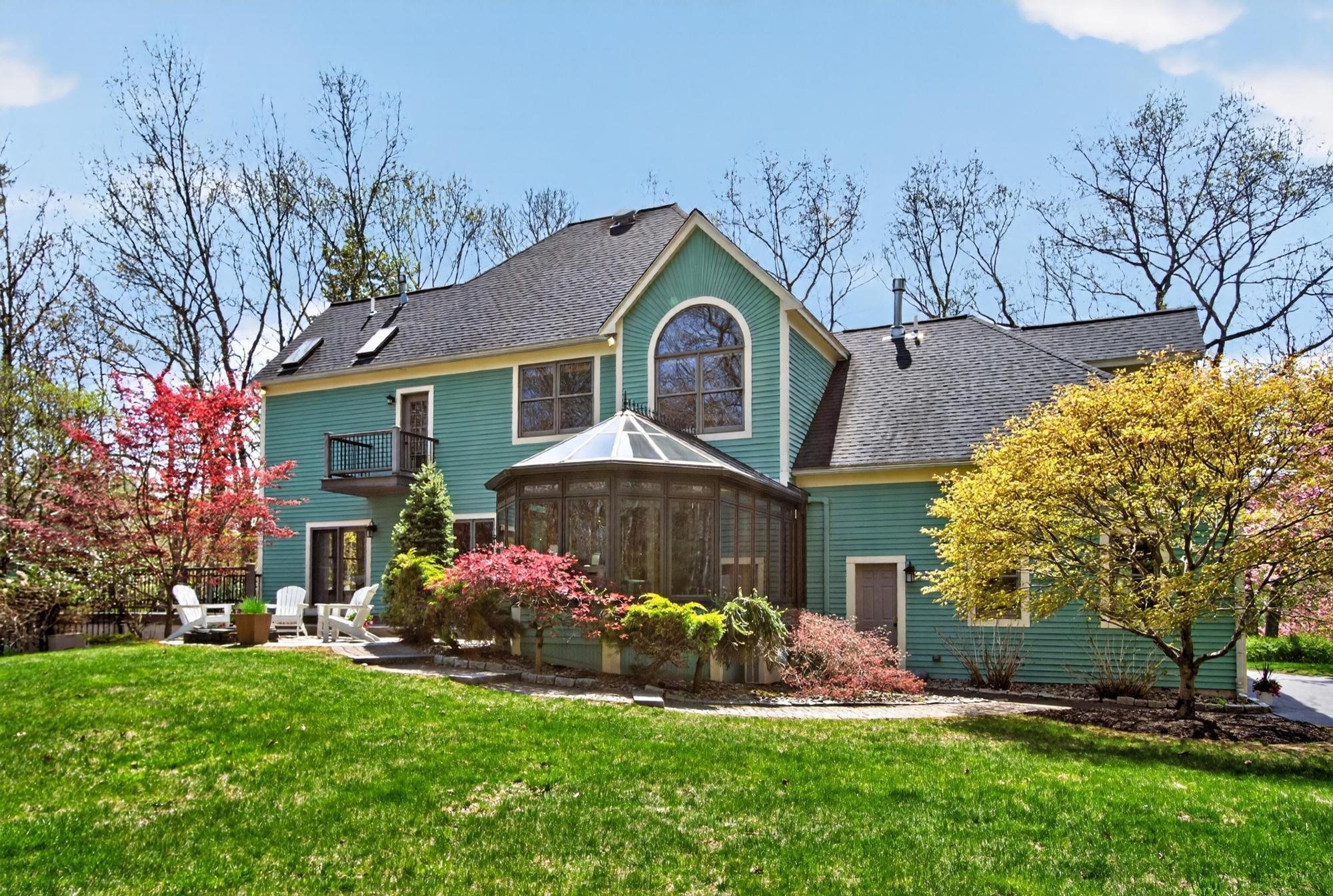 55 Lazarus Way, Salem, NH 03079