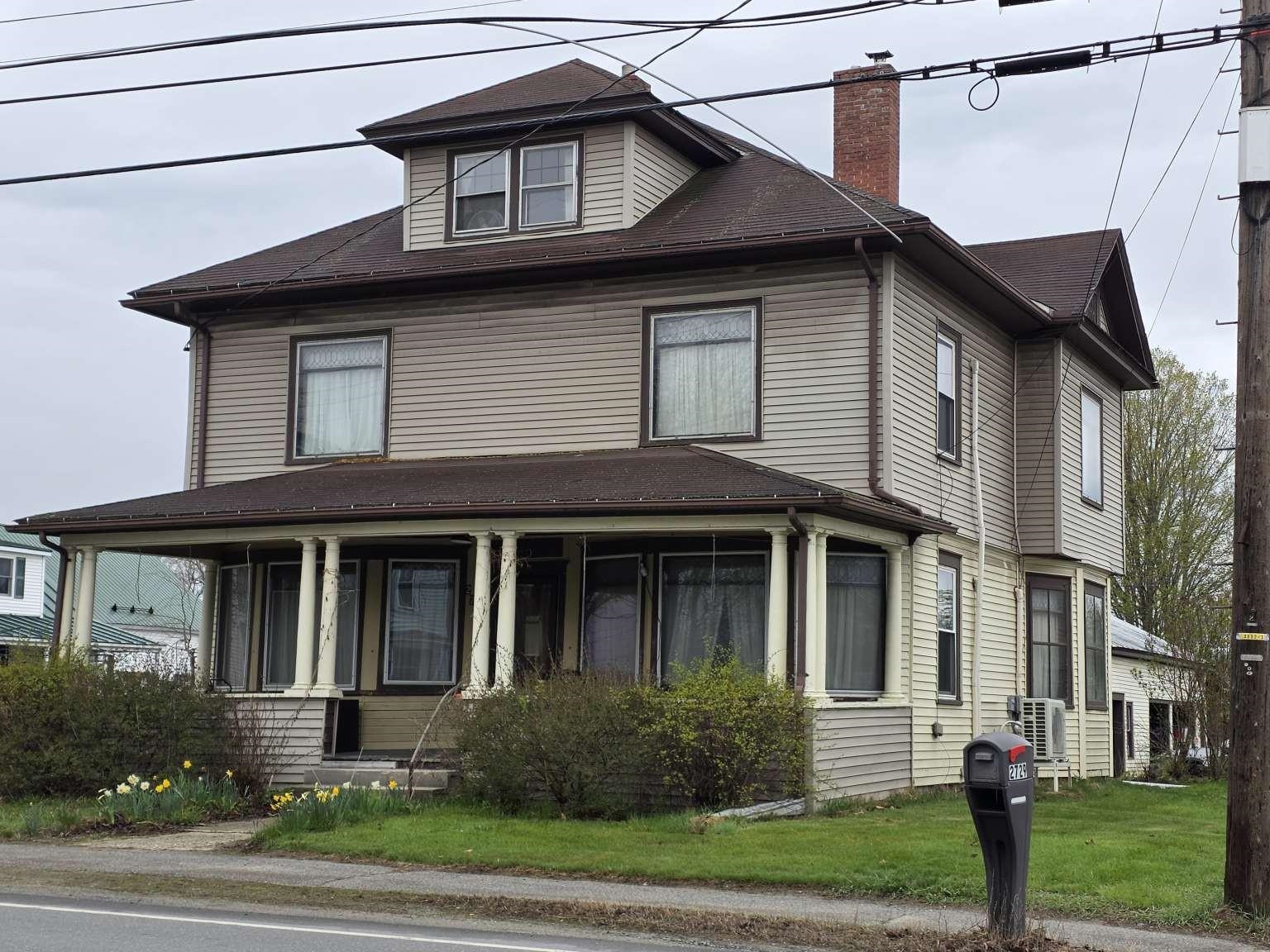 2729 Dartmouth College Hw, Haverhill, NH 03774