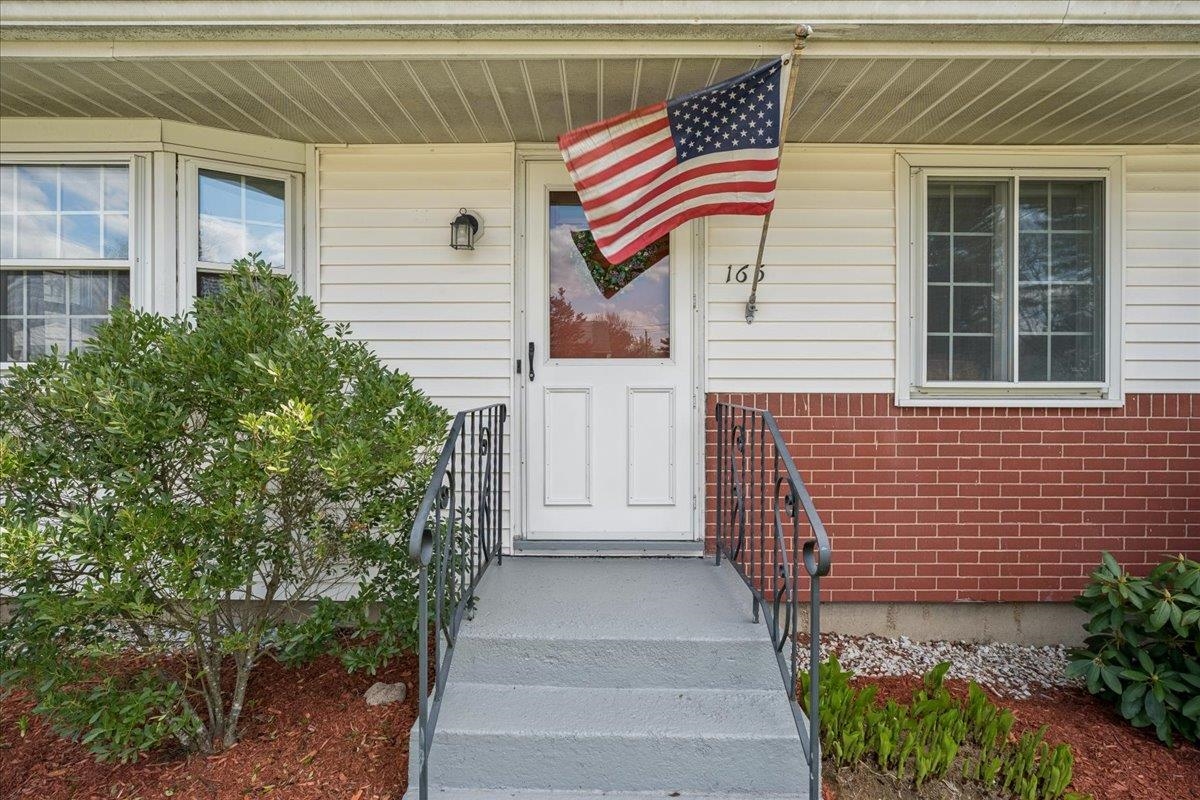 165 Kenberma St, Manchester, NH 03103