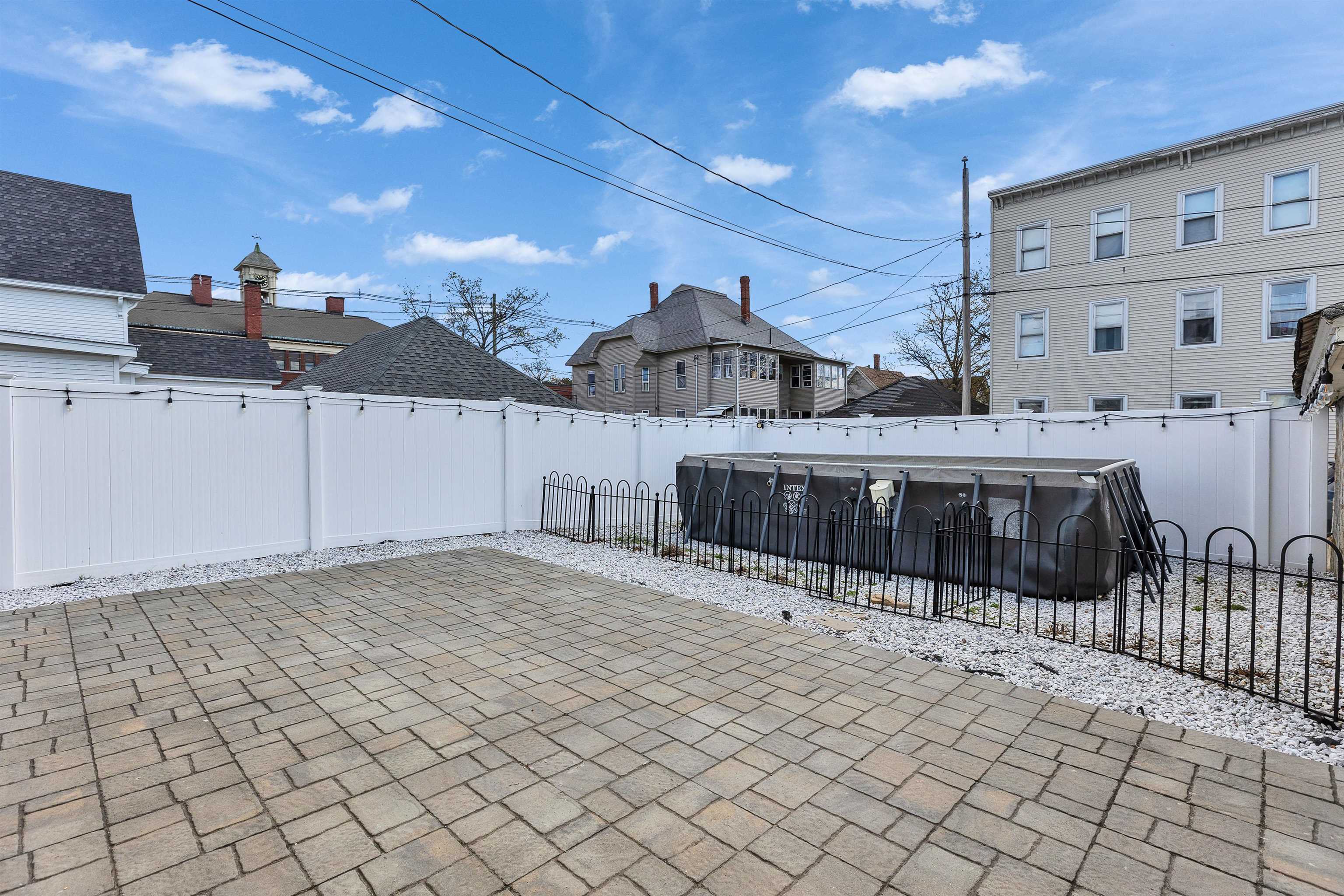 237 Jewett St, Manchester, NH 03103