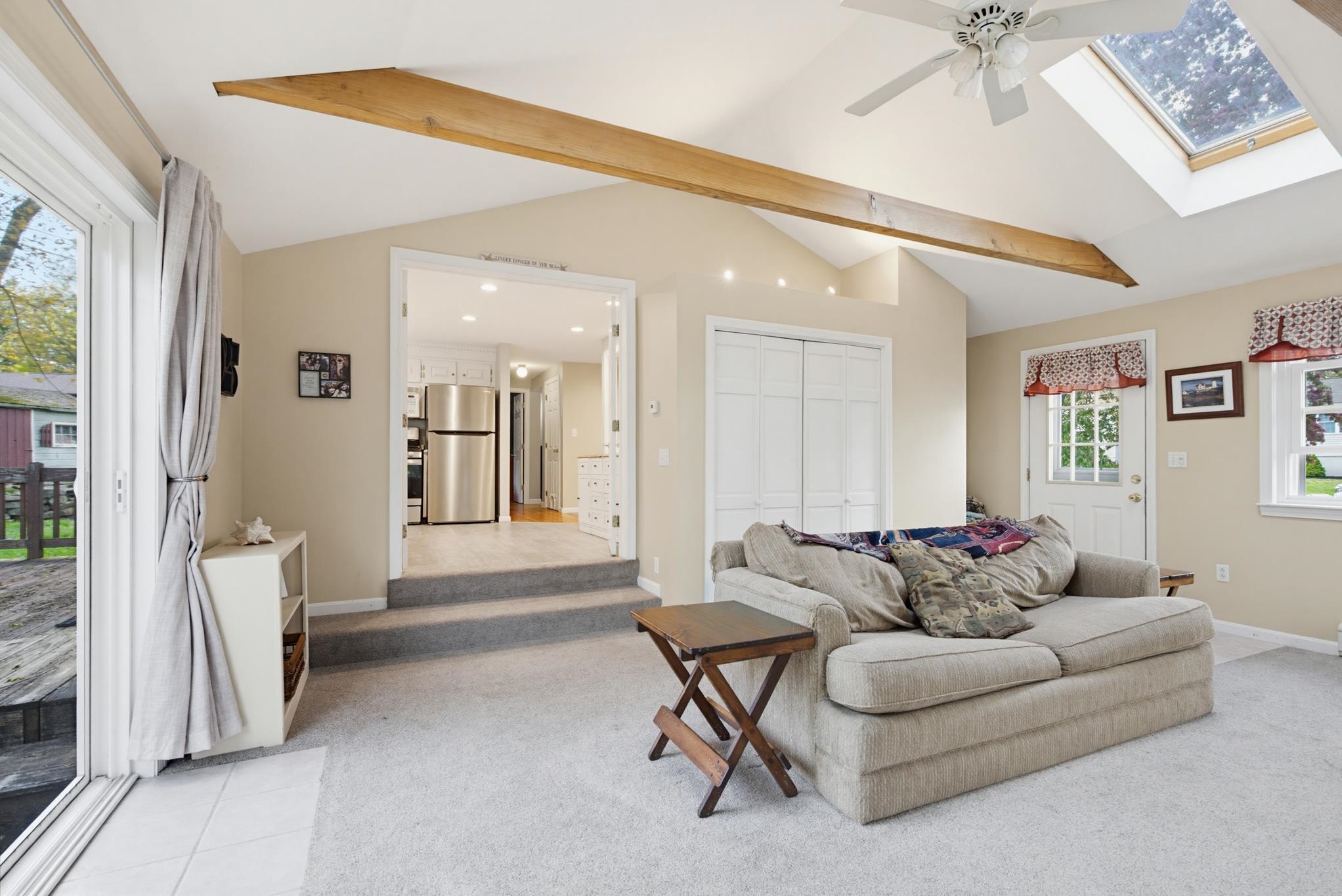 11 Custom St, Nashua, NH 03062