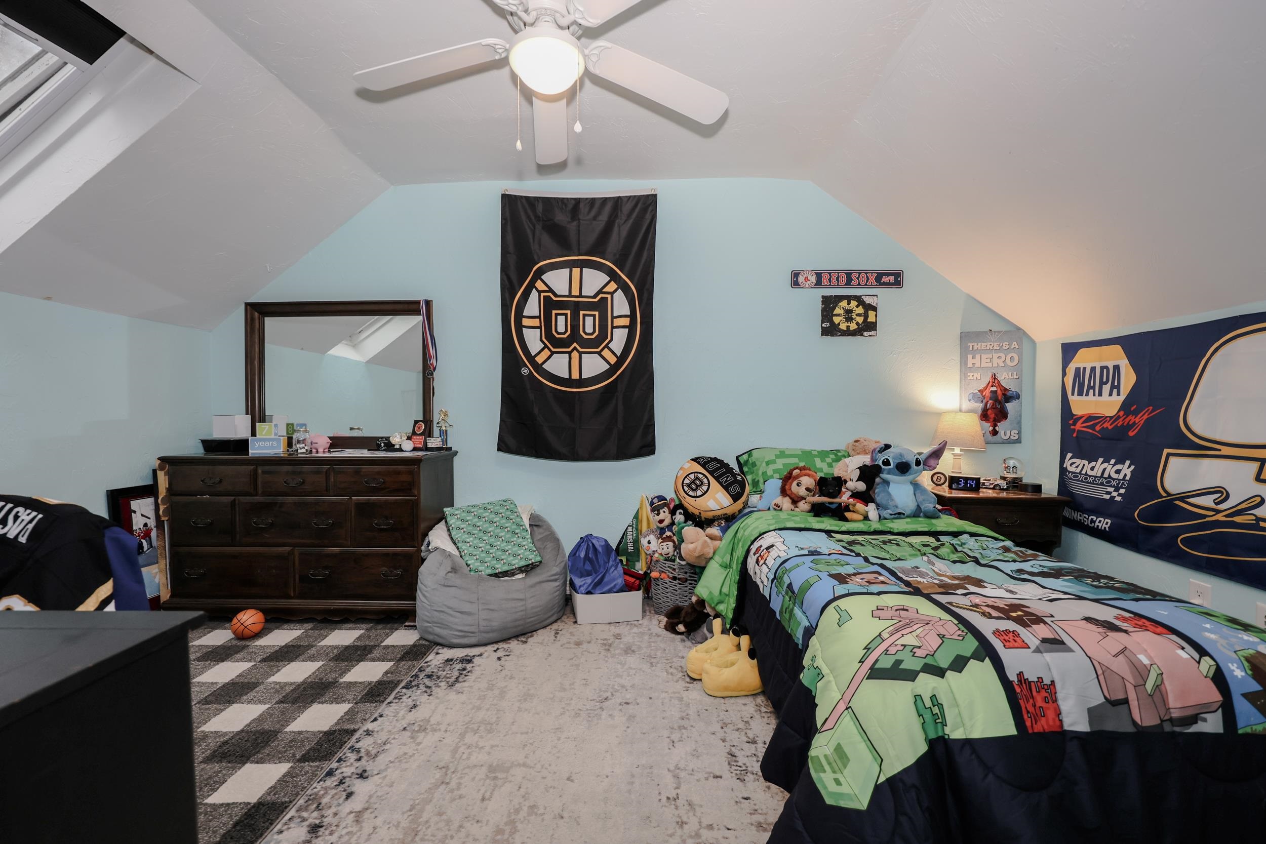 48 Modena Dr, Concord, NH 03303