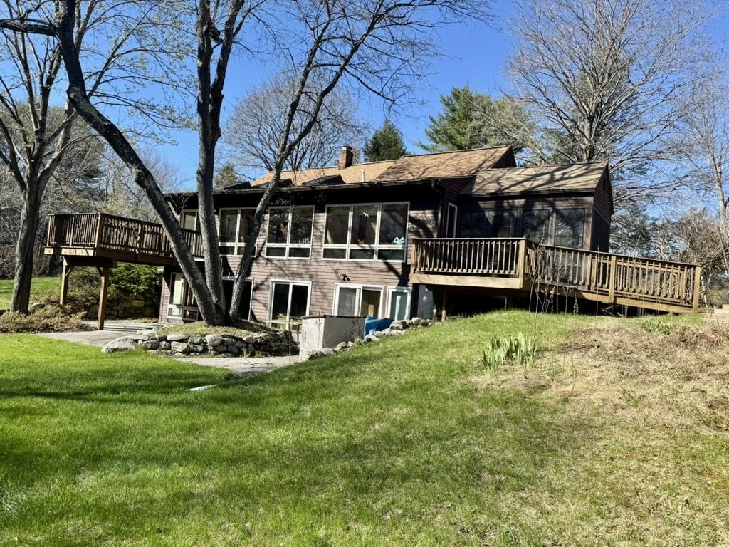 38 Garland Rd, Nottingham, NH 03290