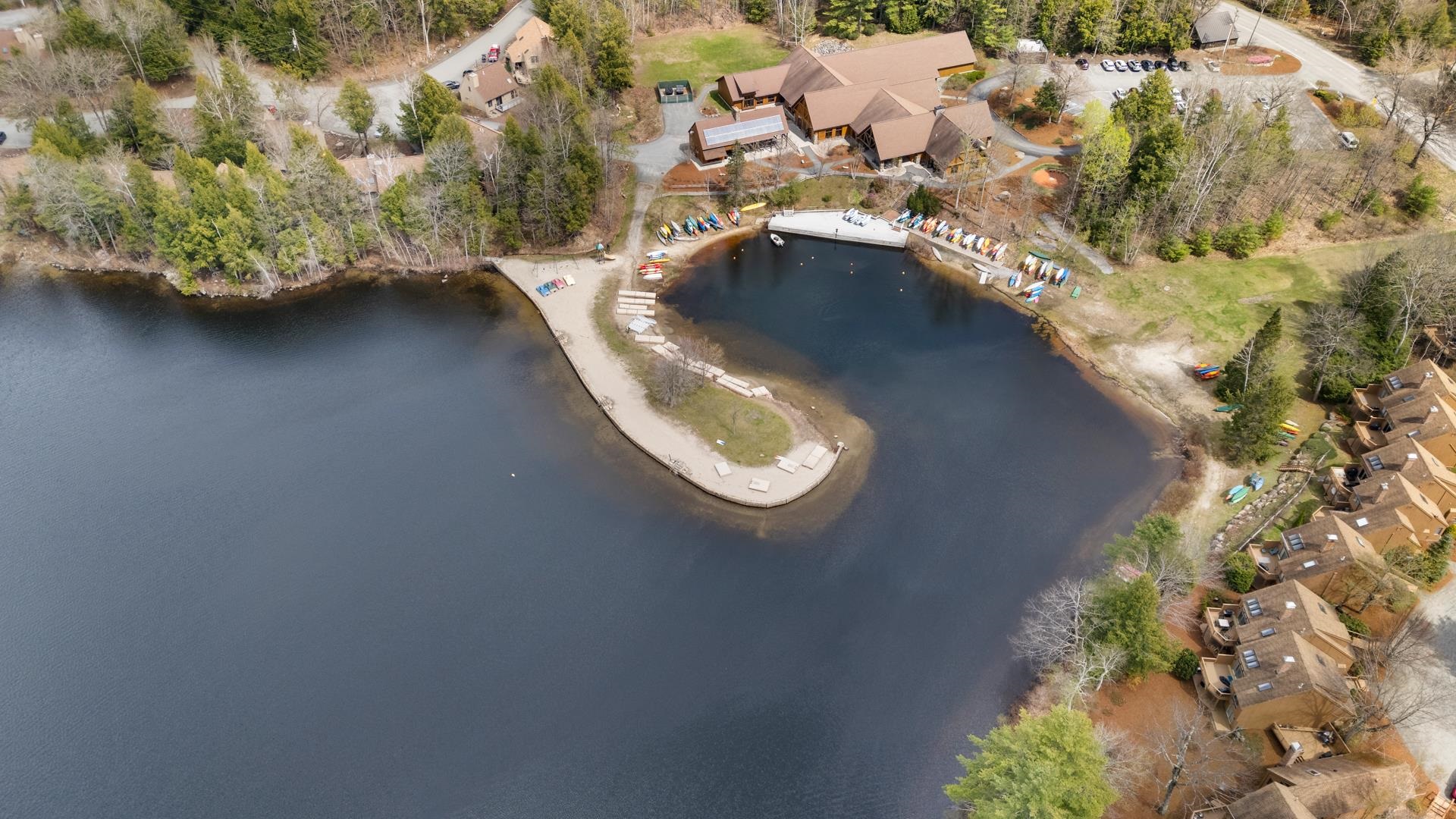5 Pleasant Dr, Grantham, NH 03753