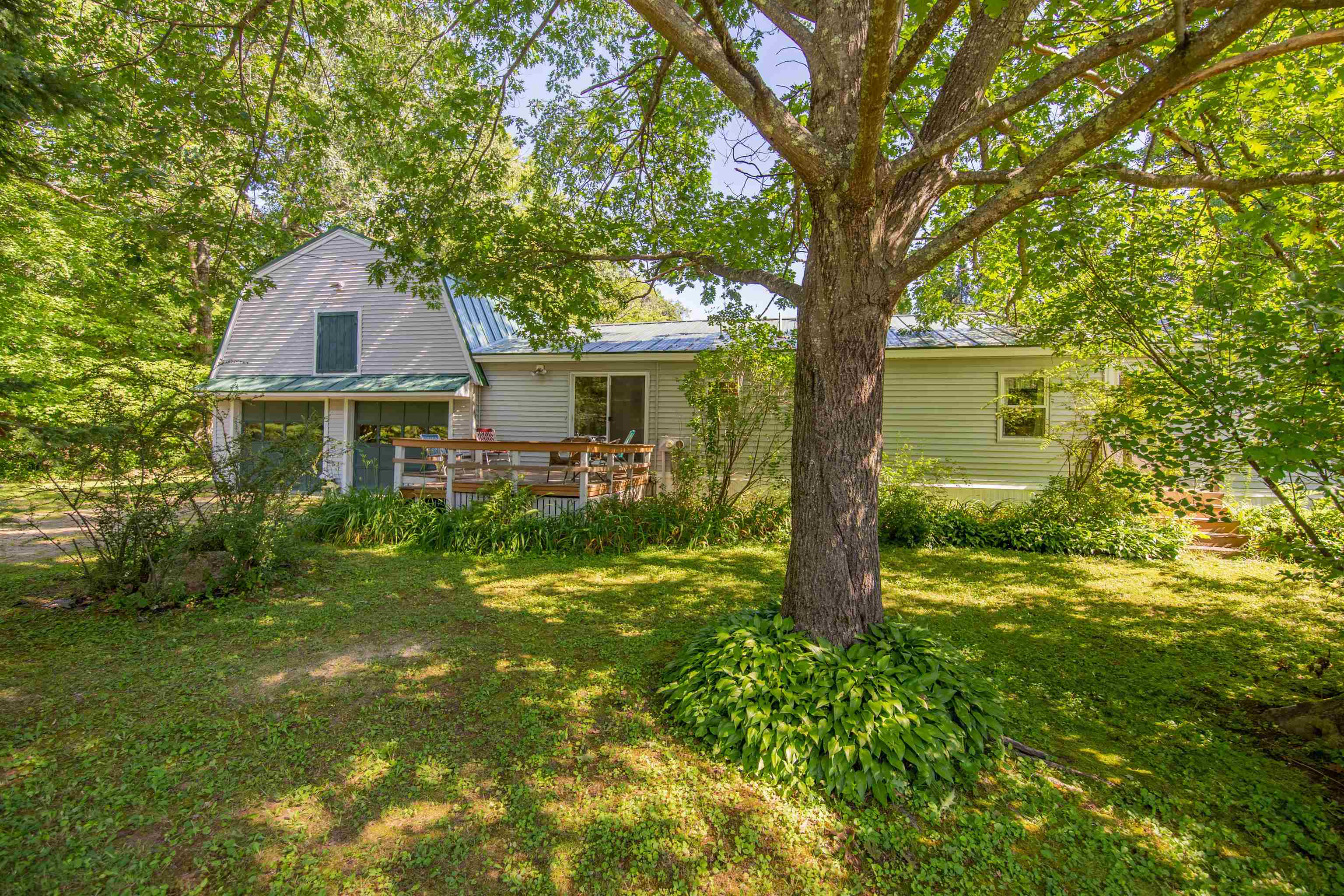 71 Mays Way, Tamworth, NH 03890
