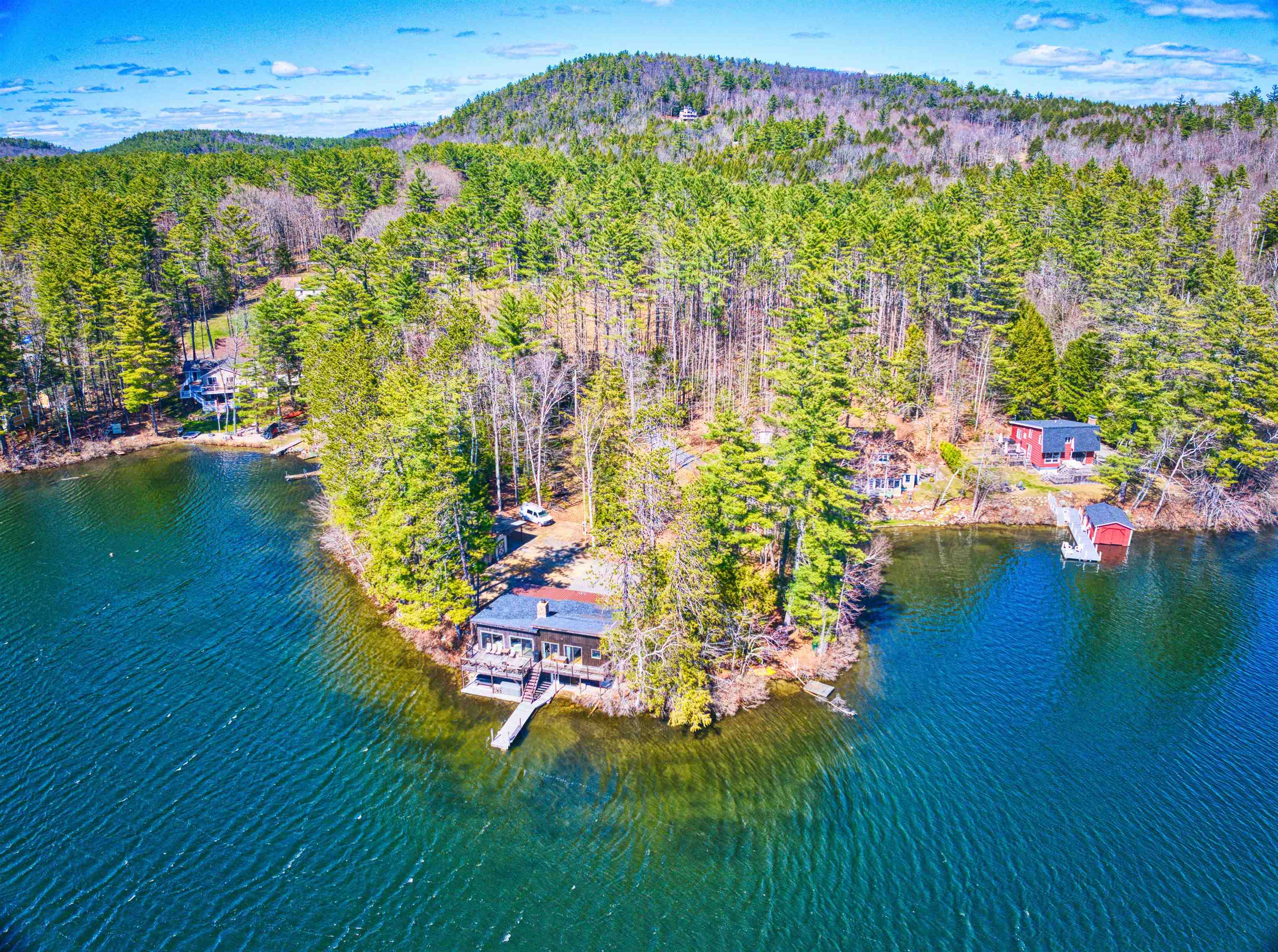 30 Demijen Rd, Sunapee, NH 03782