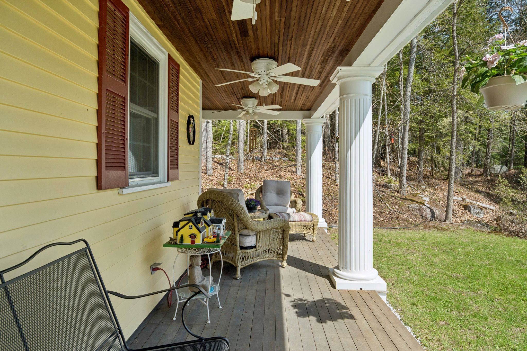 66 Sparrowhawk Rd, New London, NH 03257