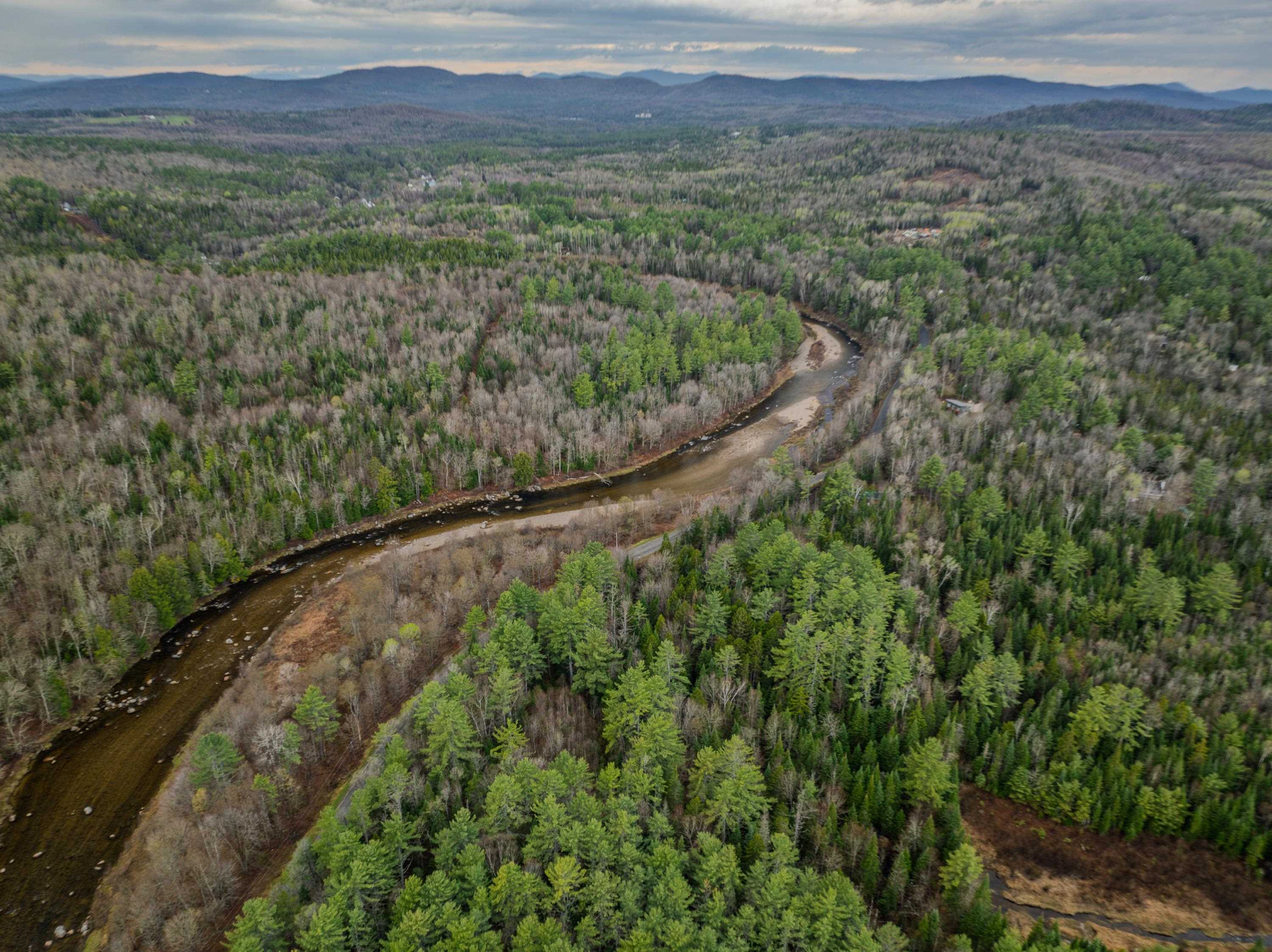 0000 River Rd, Bethlehem, NH 03574