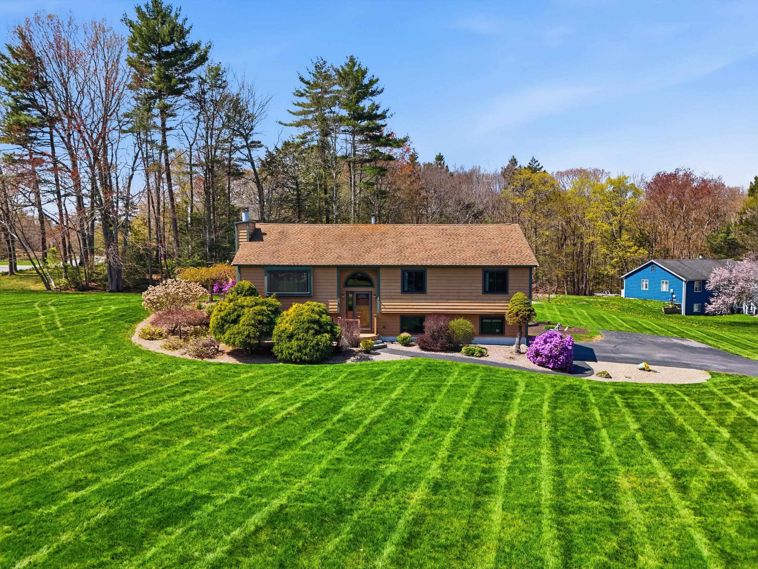 101 Harper Ridge Rd, Hampstead, NH 03826