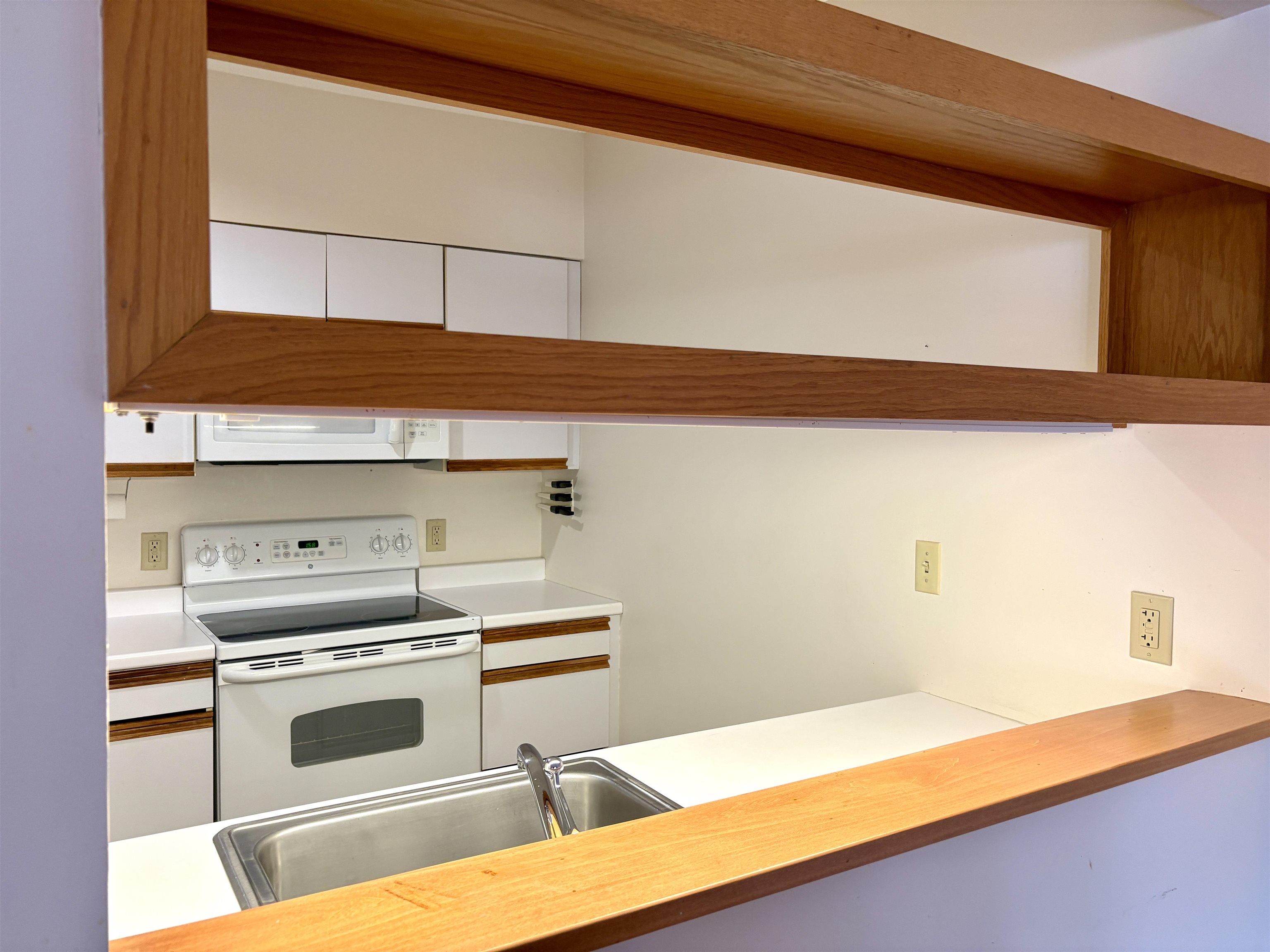 53 Lyme Rd, Hanover, NH 03755