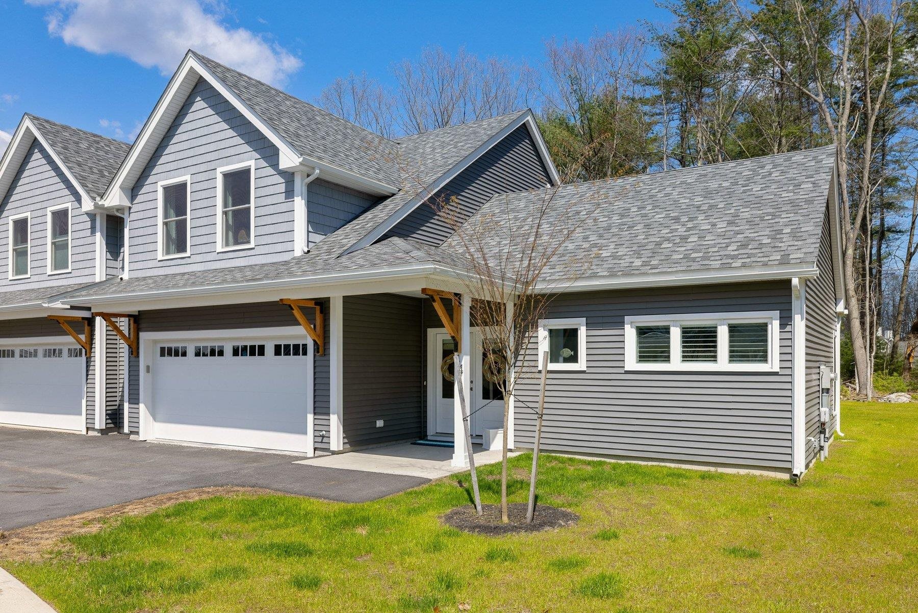 44 Fowler Dr, Rye, NH 03870