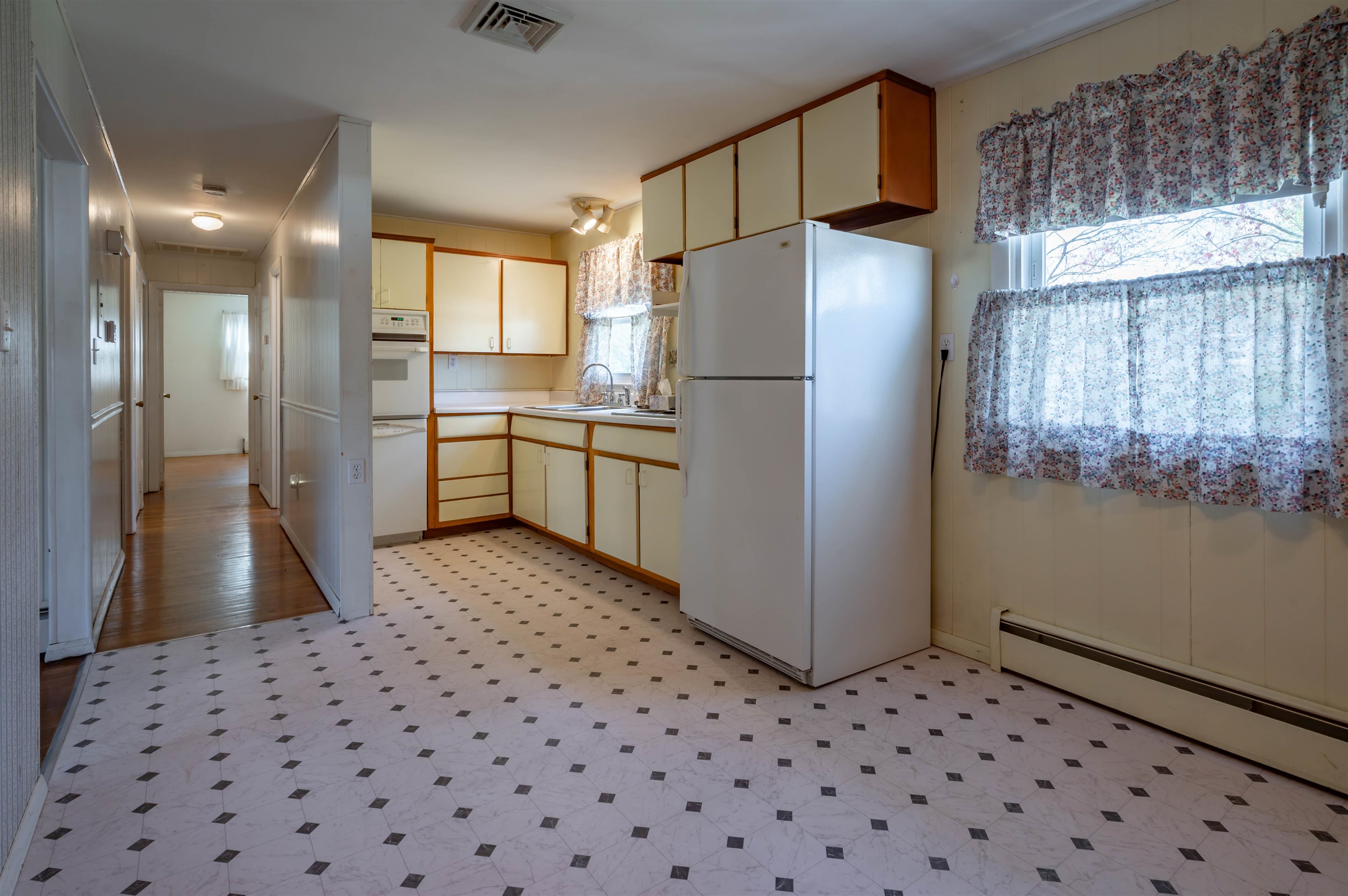 3 Derby Cir, Nashua, NH 03062