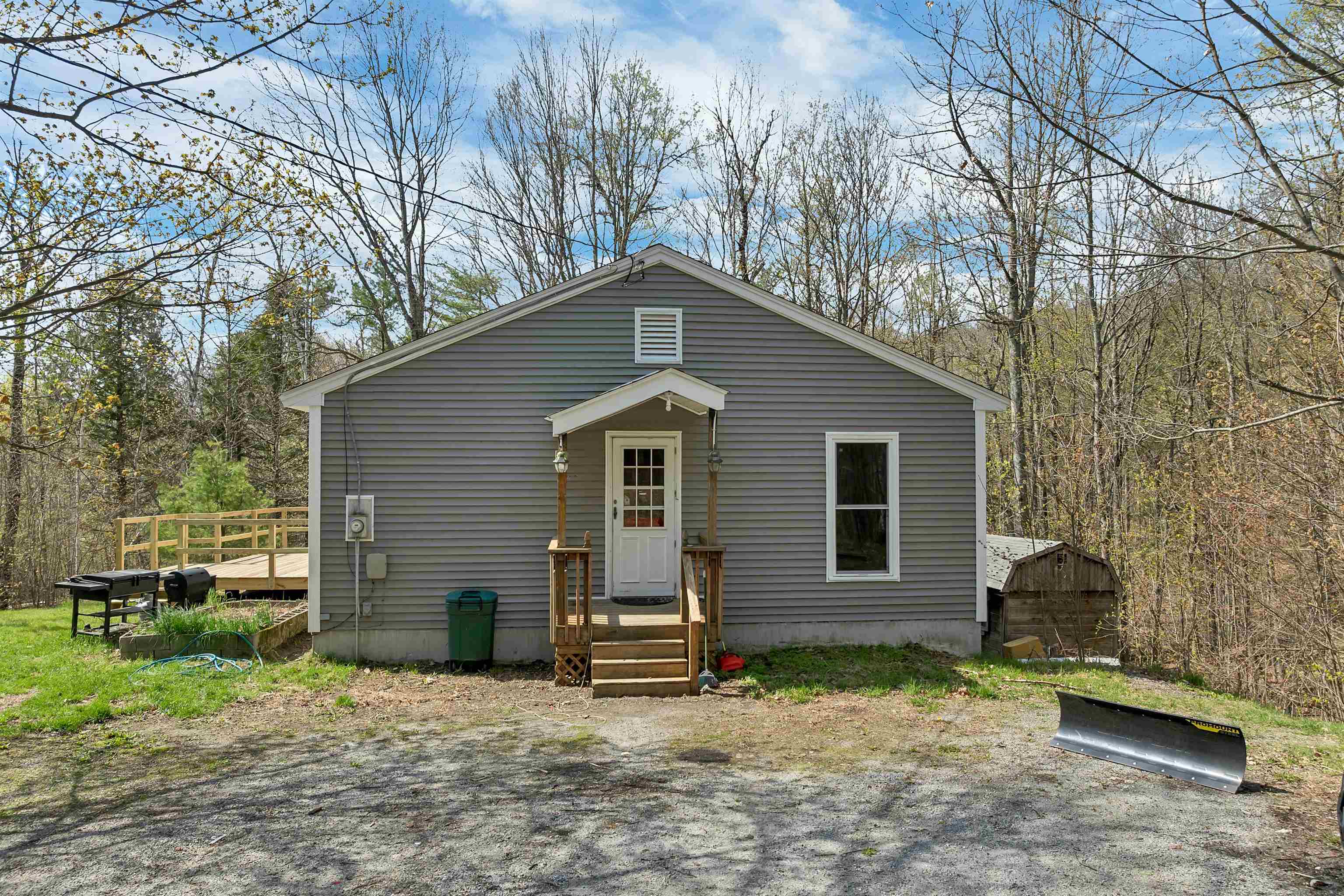 205 Baker Hill Rd, Sutton, NH 03221
