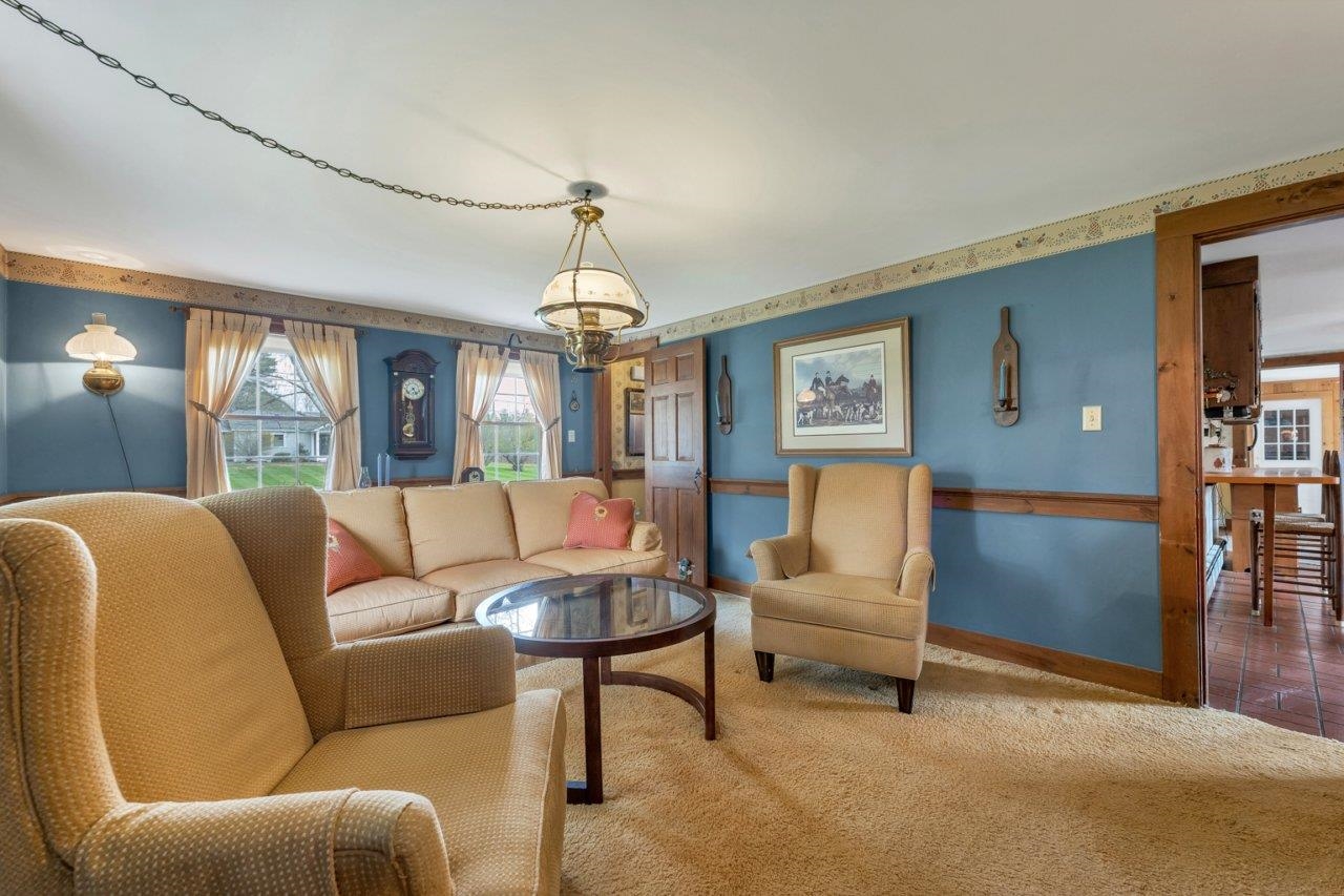 7 Old Mill Dr, Wolfeboro, NH 03894