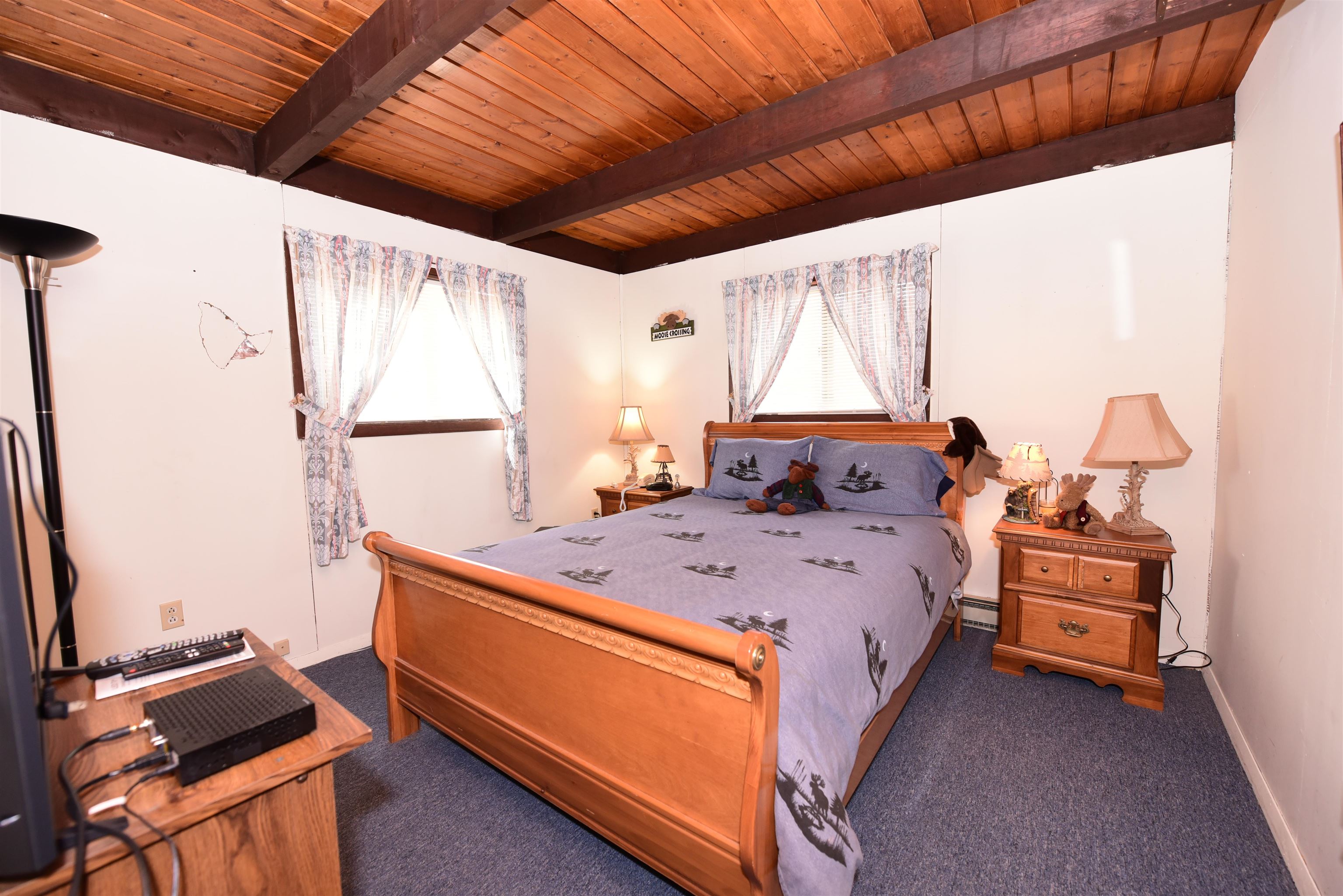 17 Klausen Rd, Madison, NH 03849