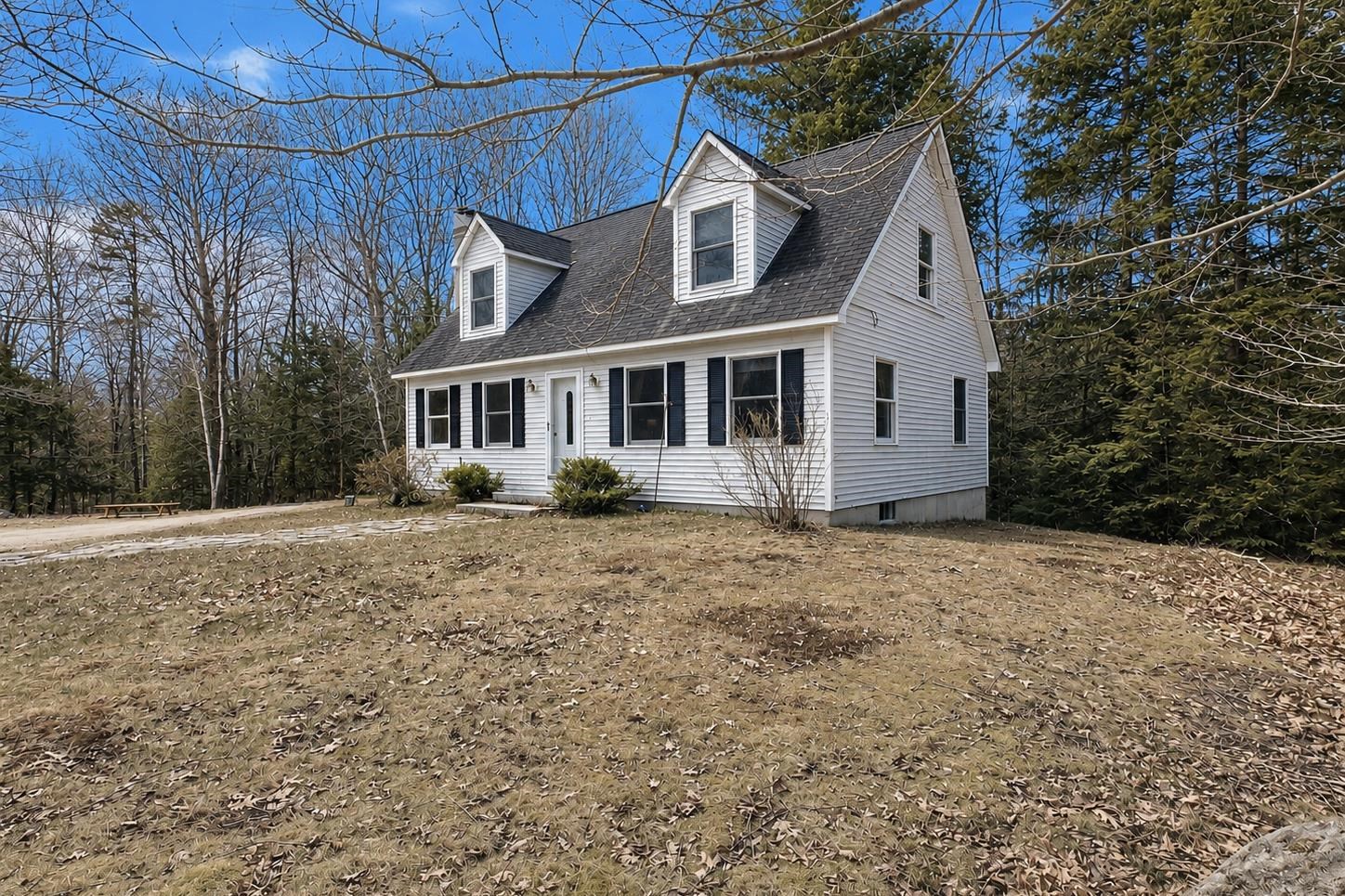 74 Staples Ln, Stoddard, NH 03464