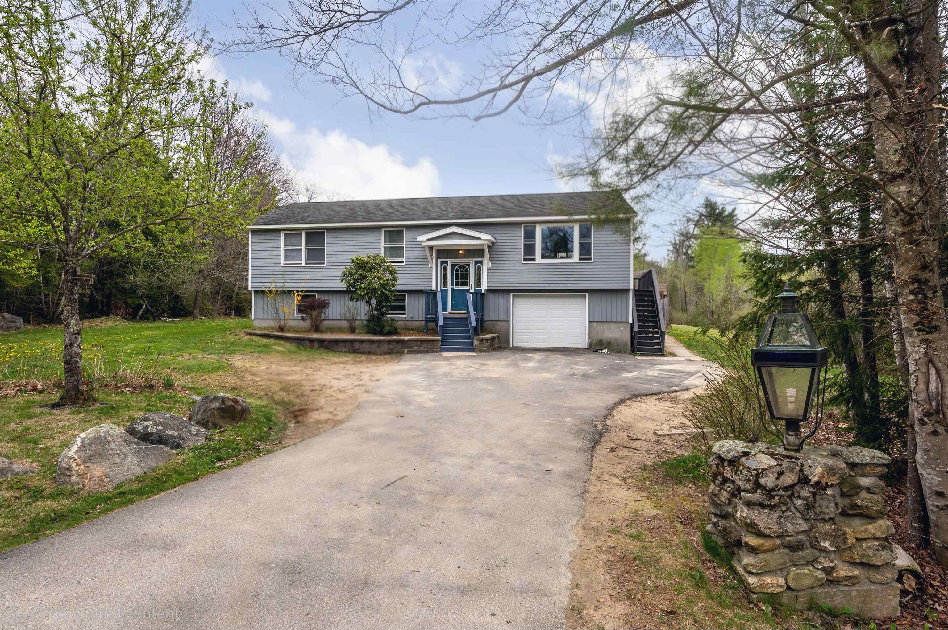 21 Nutter Cir, Barnstead, NH 03225