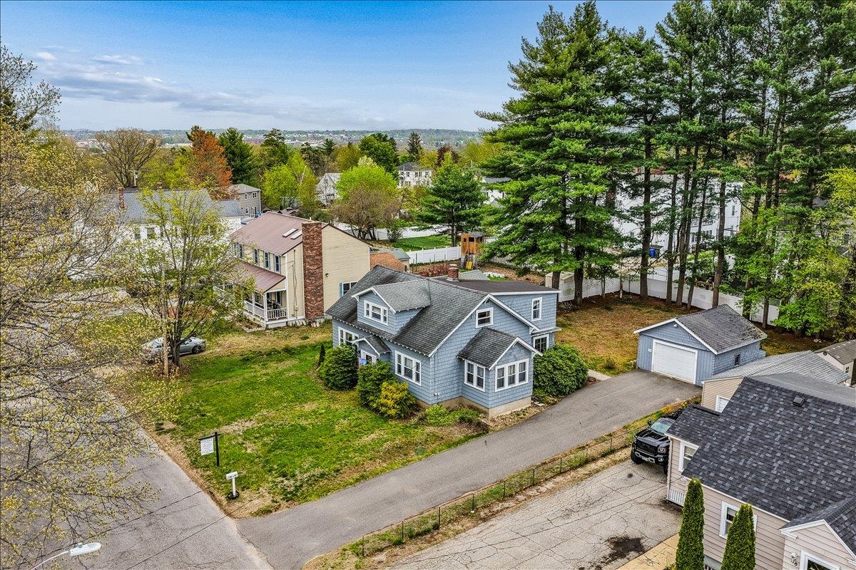 36 Lamprey St, Manchester, NH 03102