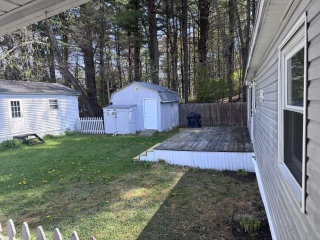43 Mobile Dr, Hudson, NH 03051