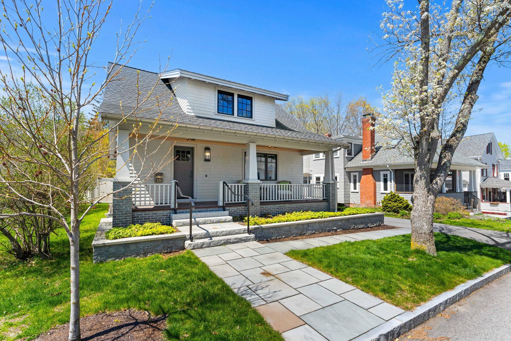 226 Park St, Portsmouth, NH 03801