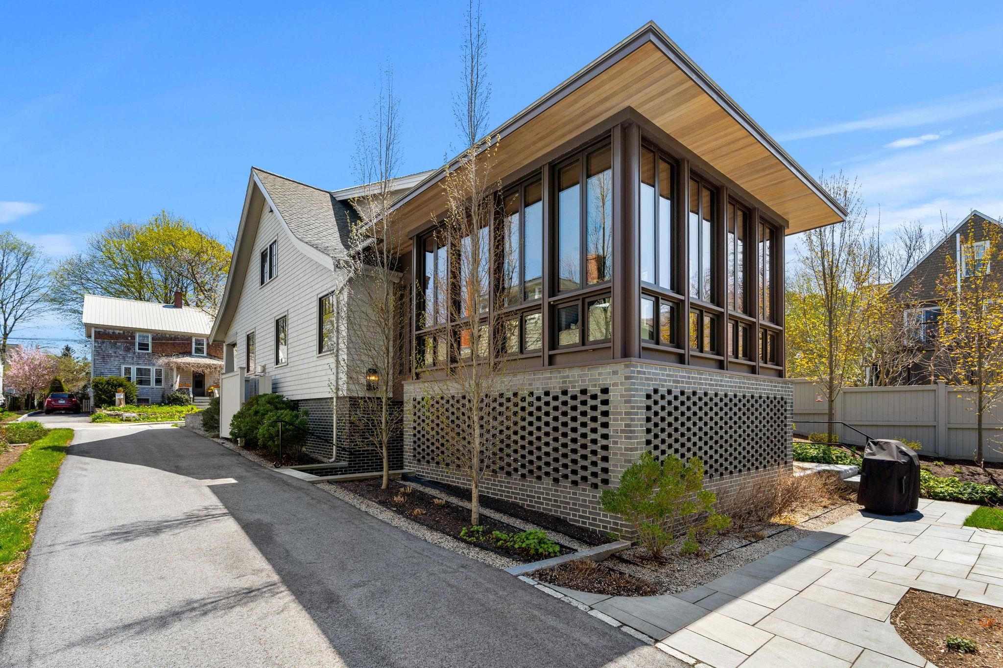 226 Park St, Portsmouth, NH 03801