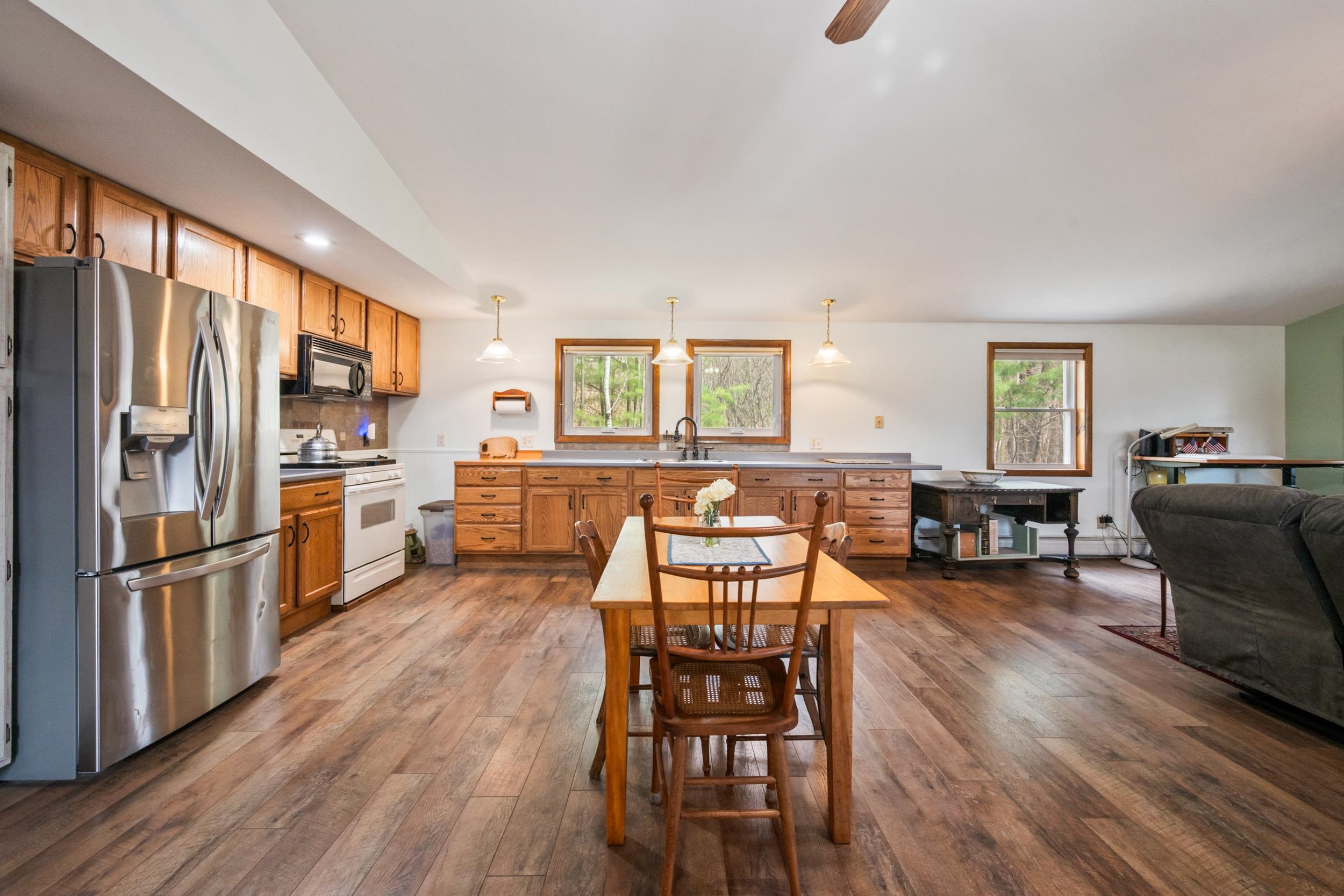 71 Summit Ave, Littleton, NH 03561