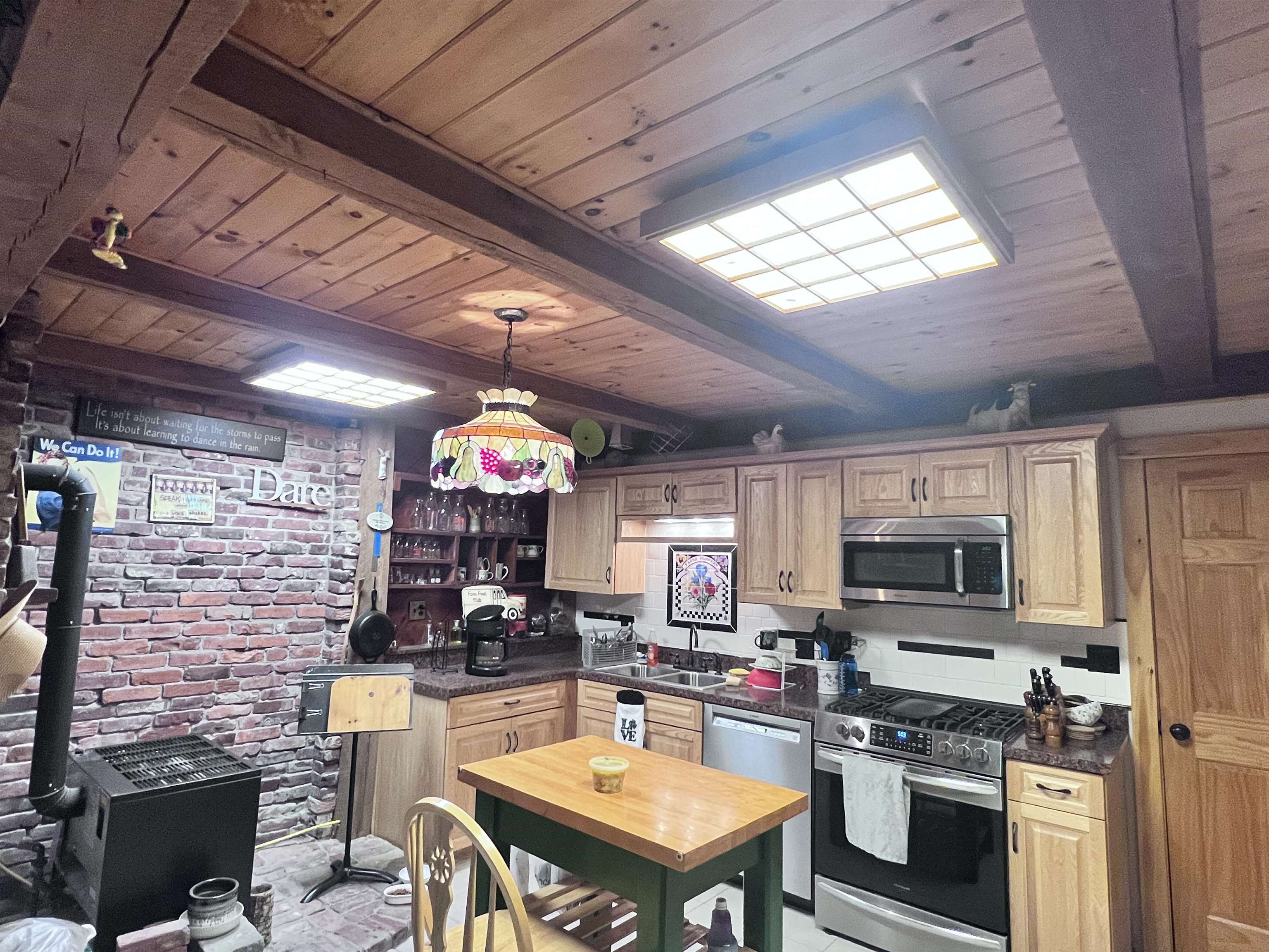 17 Driscoll Rd, Deering, NH 03244