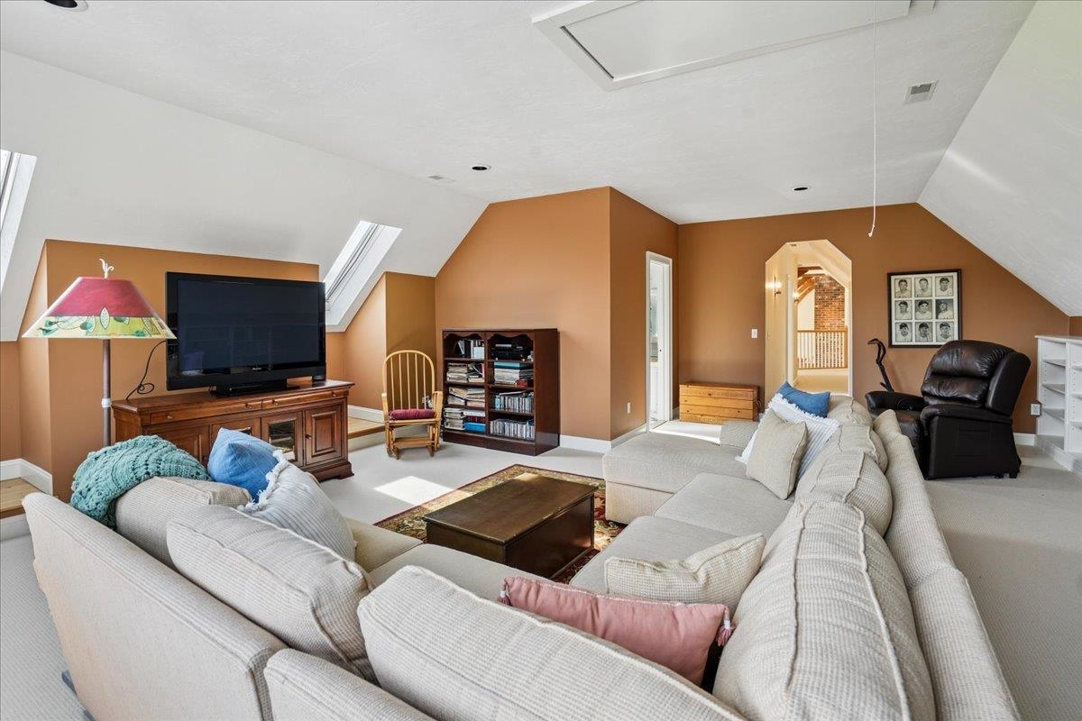 15 Via Tranquilla St, Concord, NH 03301