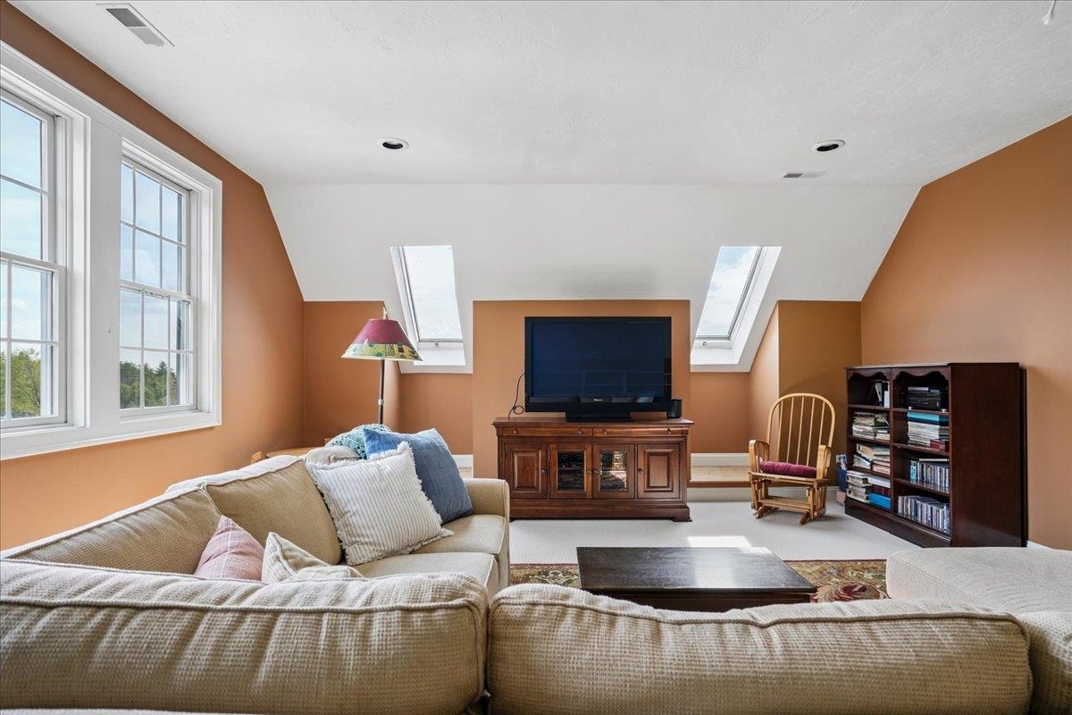 15 Via Tranquilla St, Concord, NH 03301