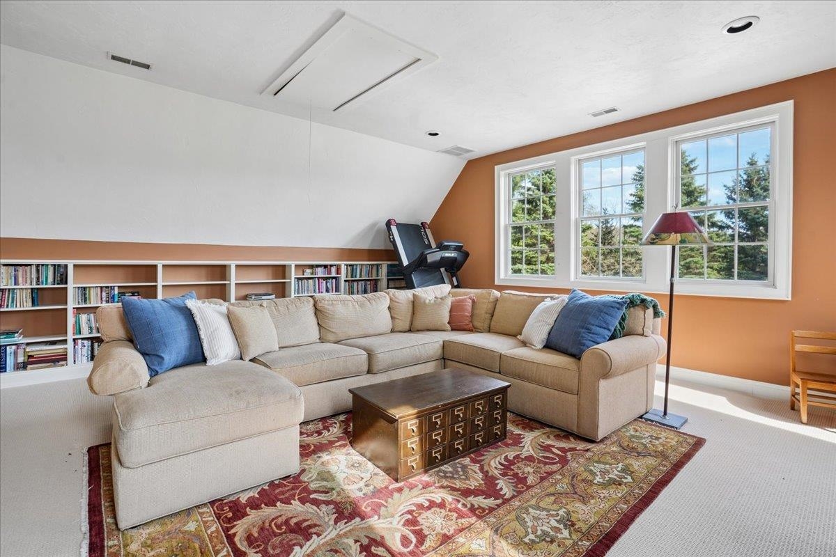15 Via Tranquilla St, Concord, NH 03301