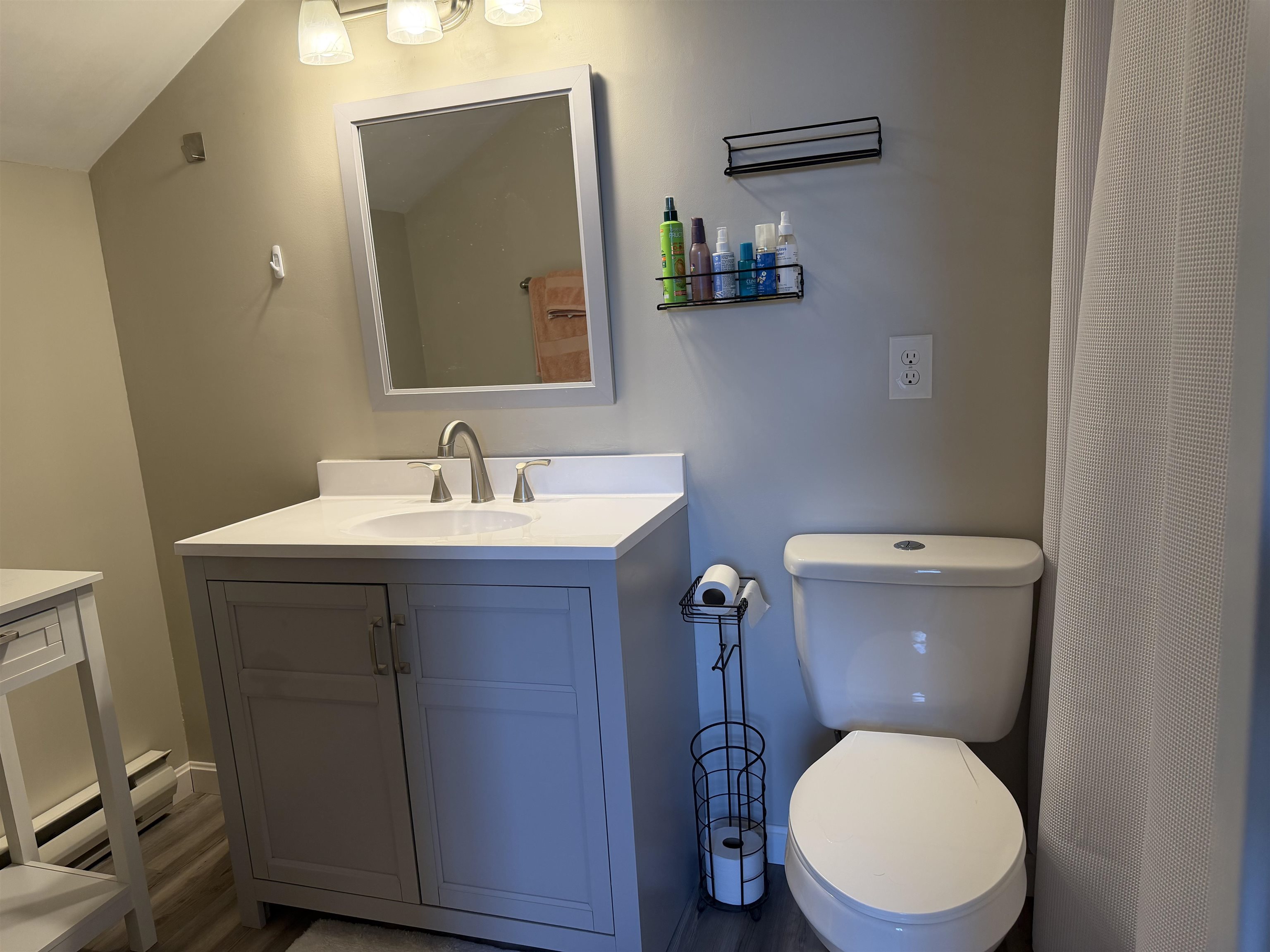 22 Circle Dr, Ashland, NH 03217