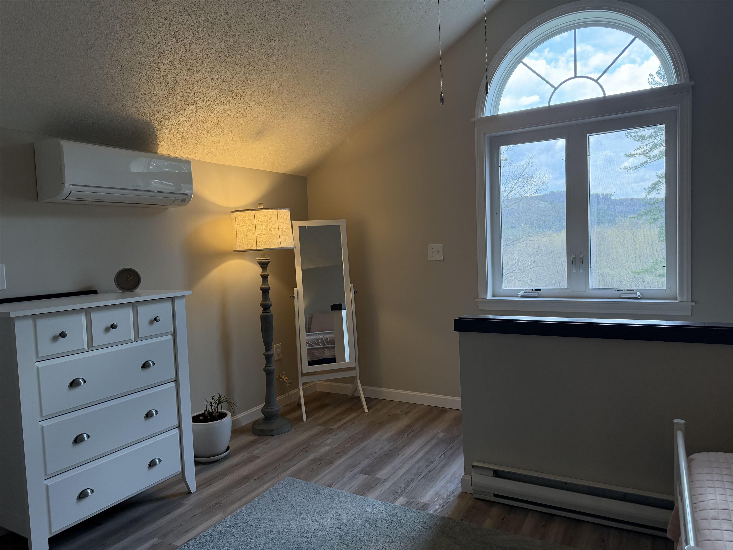 22 Circle Dr, Ashland, NH 03217