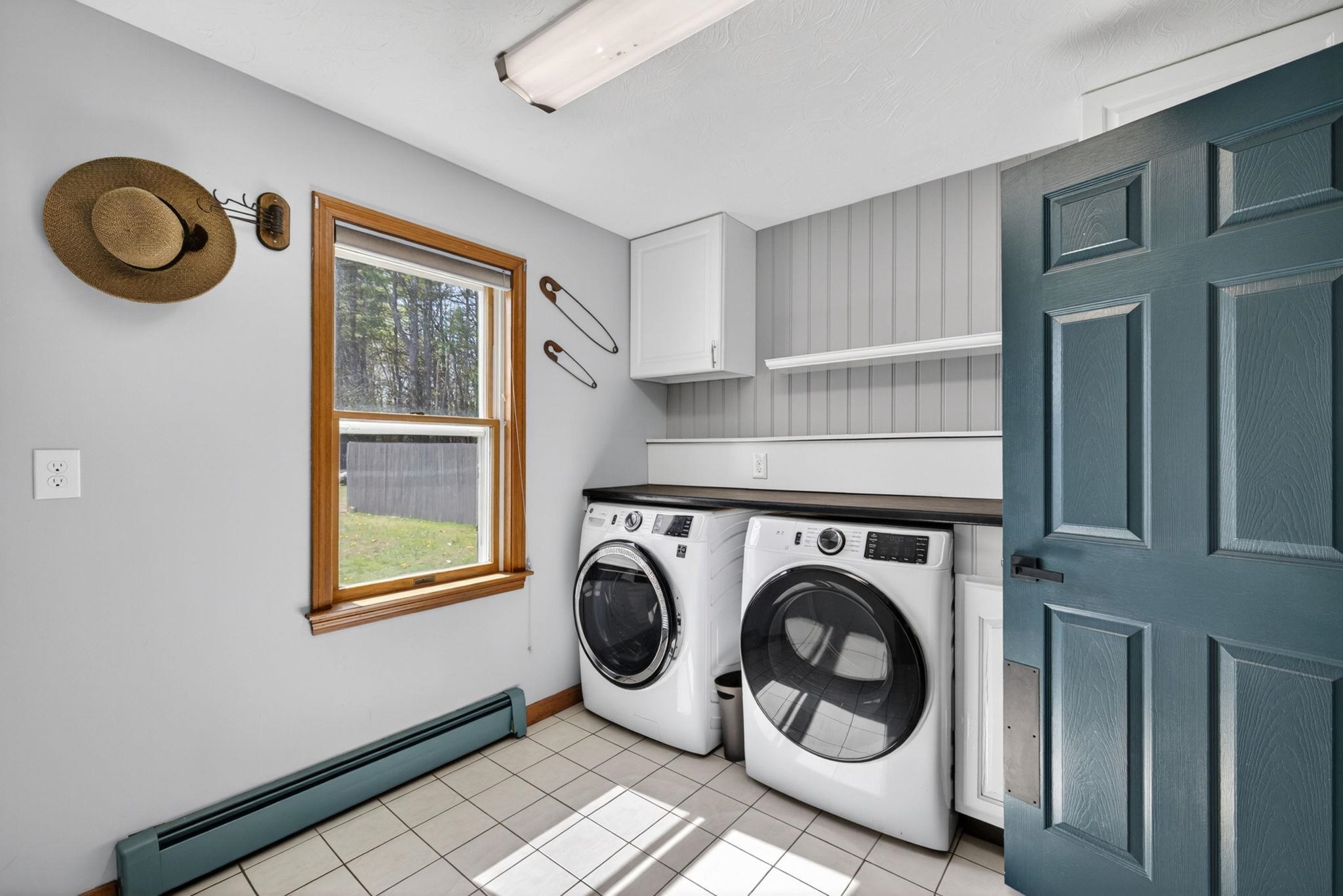 21 Emerald Dr, Laconia, NH 03246