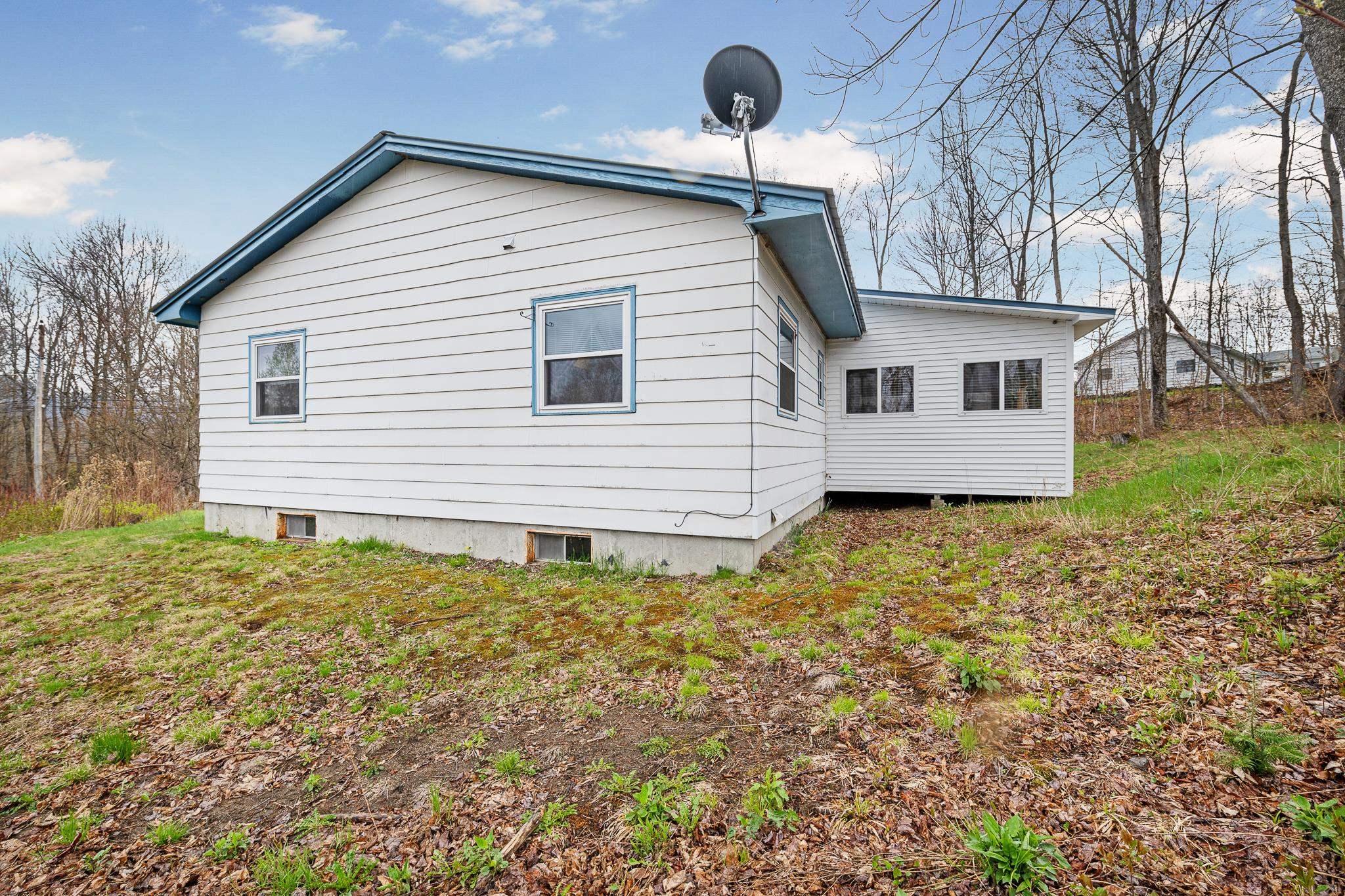 12 Crow Hill St, Northumberland, NH 03582
