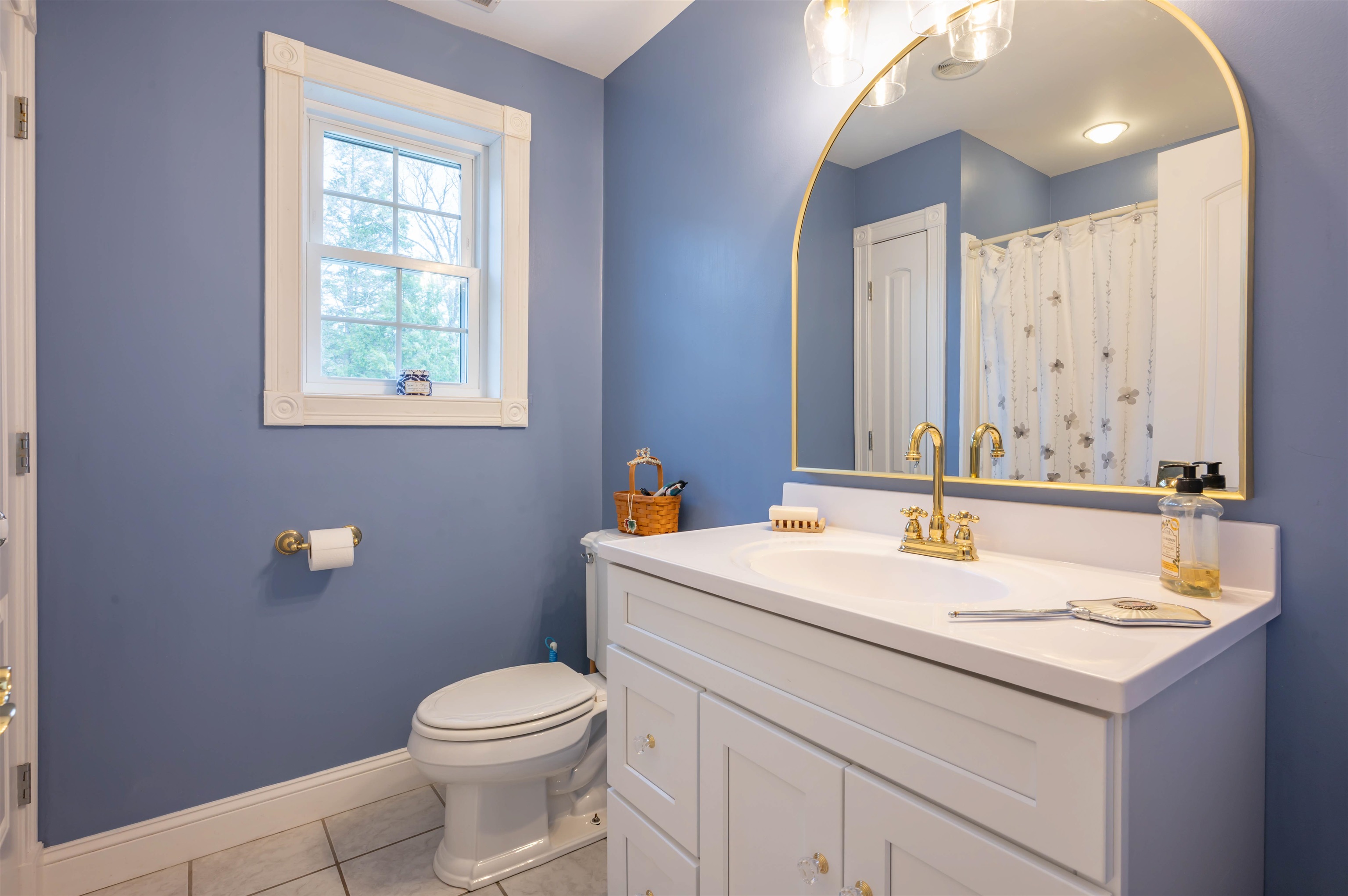 145 Horizon Dr, Goffstown, NH 03045