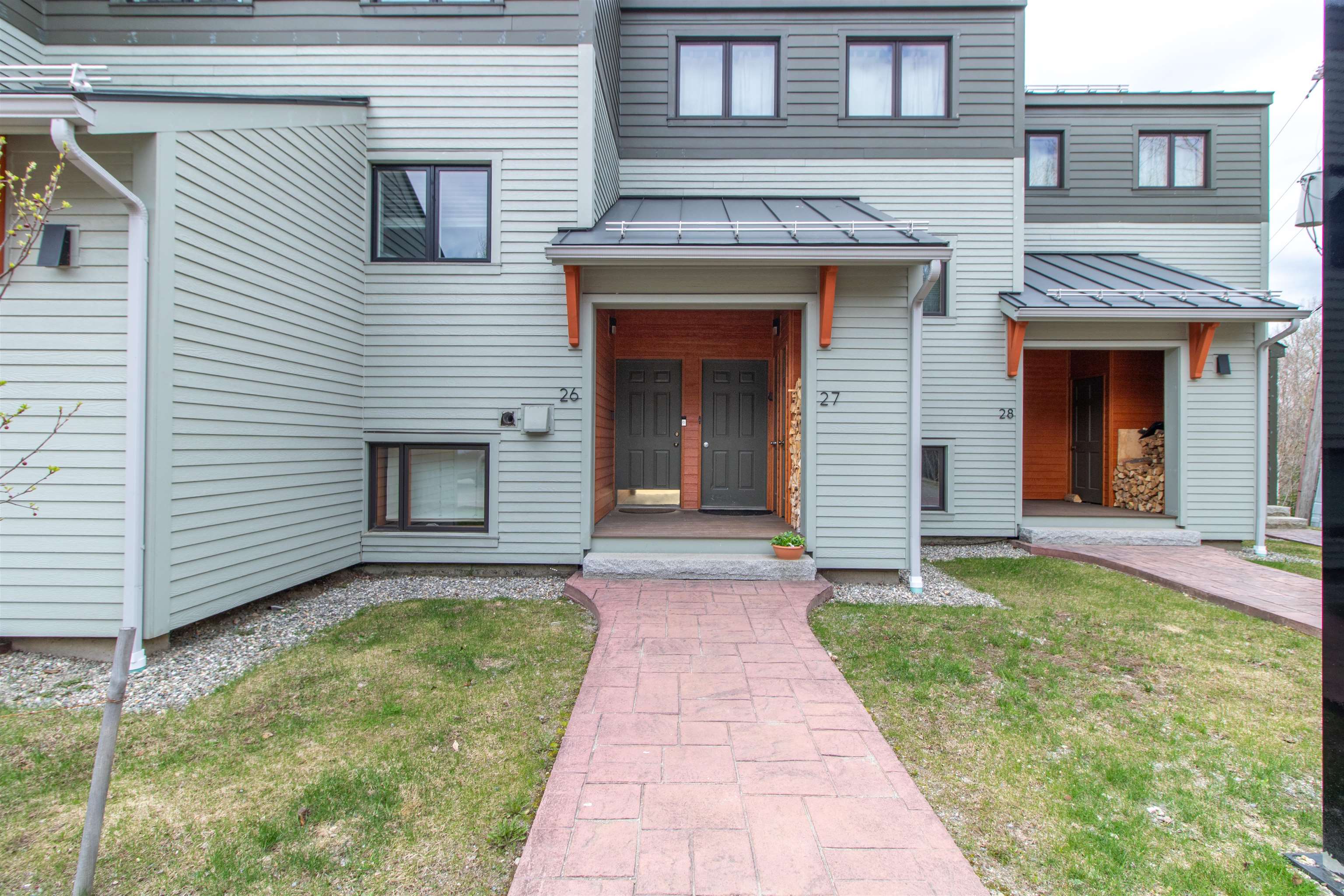 125 Mountain Brook Road Unit: 27