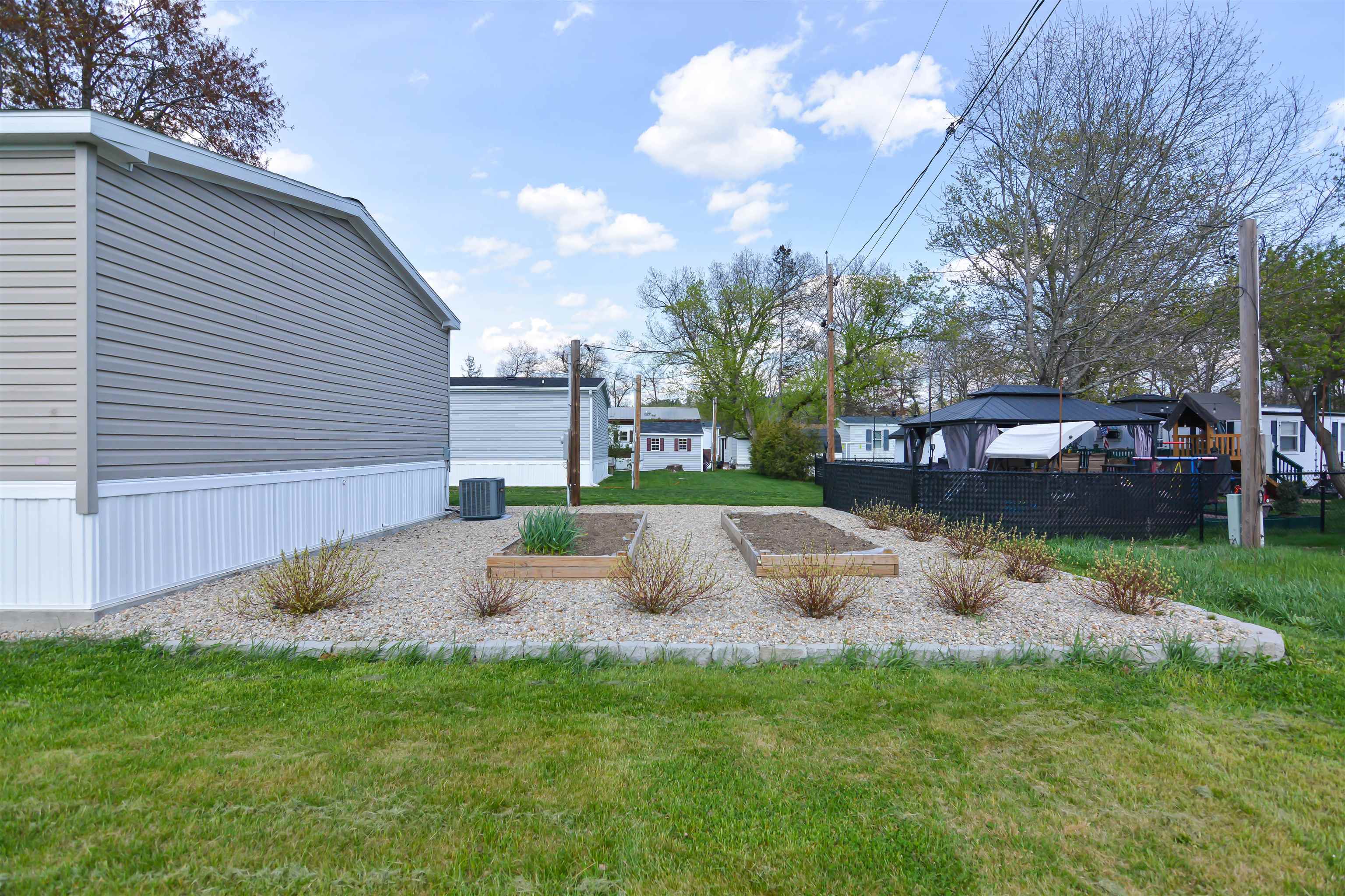38 Hazel Dr, Concord, NH 03301