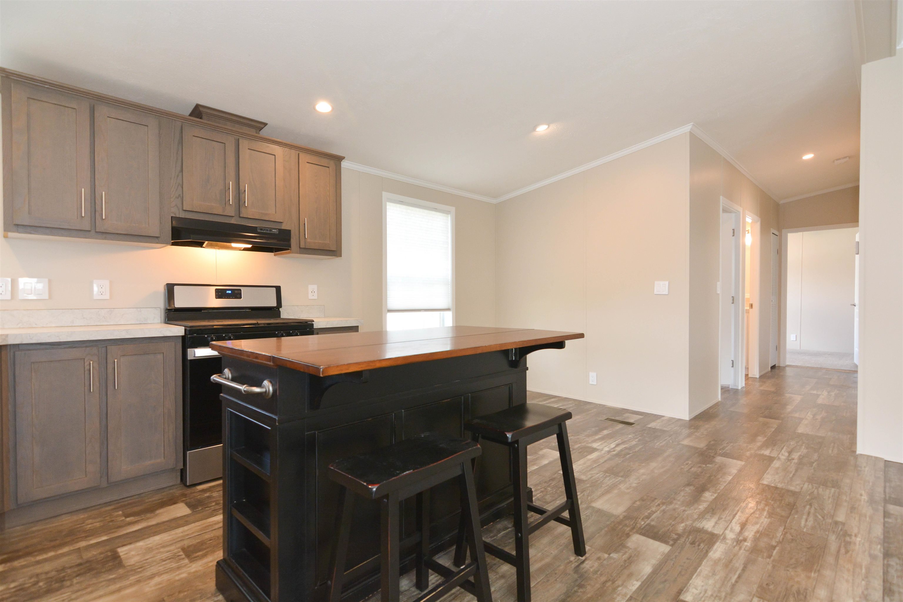 38 Hazel Dr, Concord, NH 03301