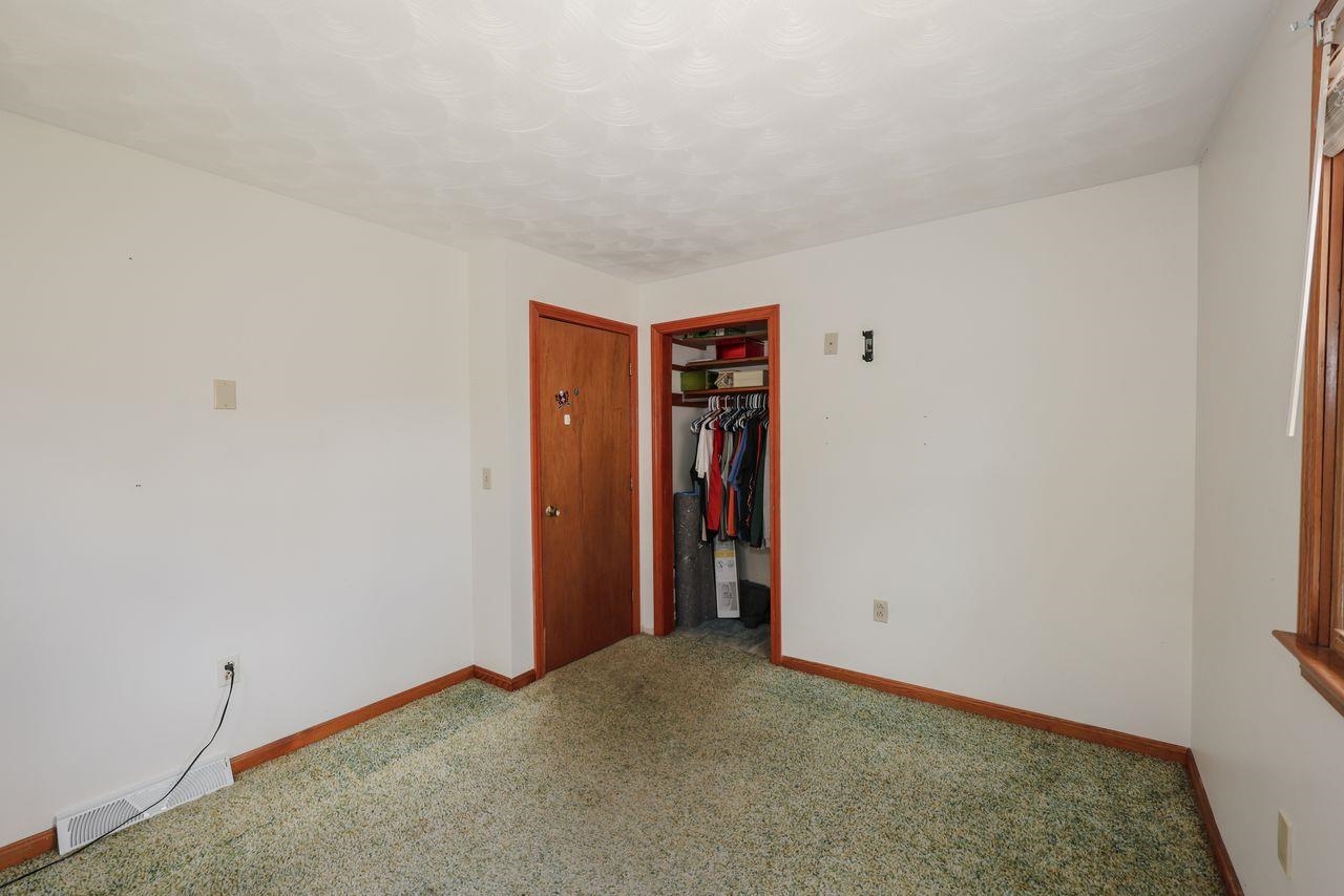 95 Turkey Hill Rd, Merrimack, NH 03054
