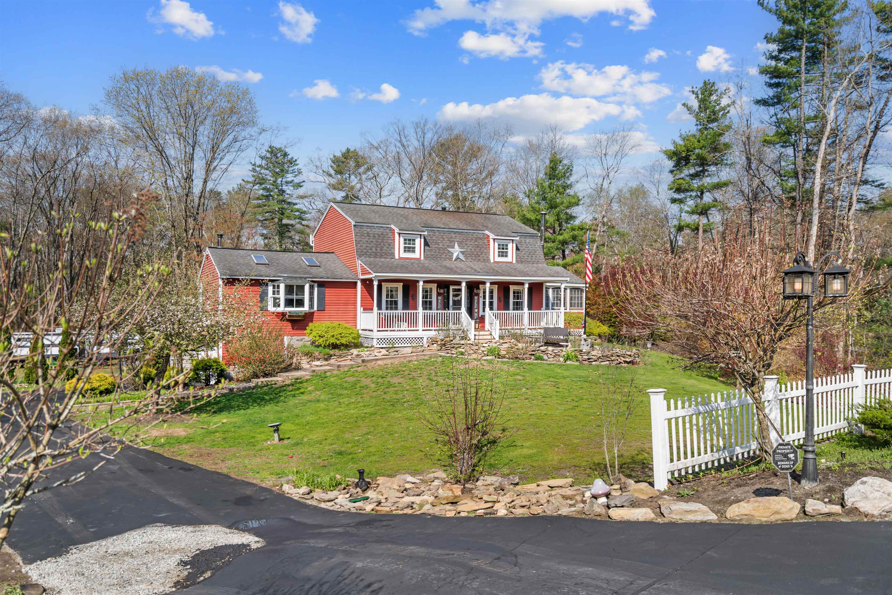 5 Chartwell Ct, Londonderry, NH 03053