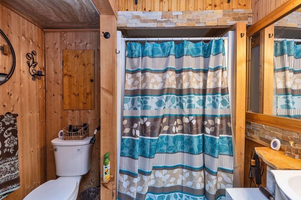 59 Lakeside Dr, Fitzwilliam, NH 03447