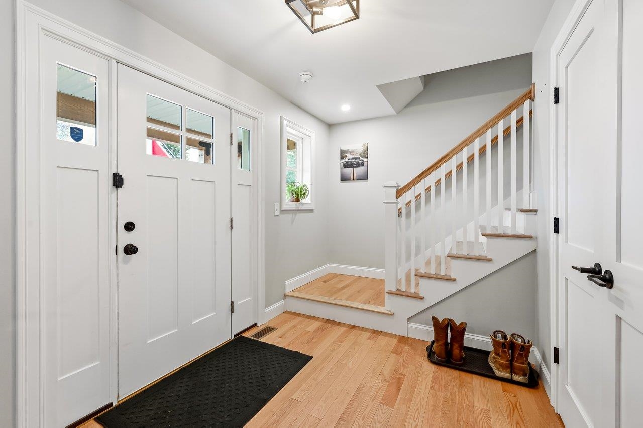10 Coleman St, Rochester, NH 03867