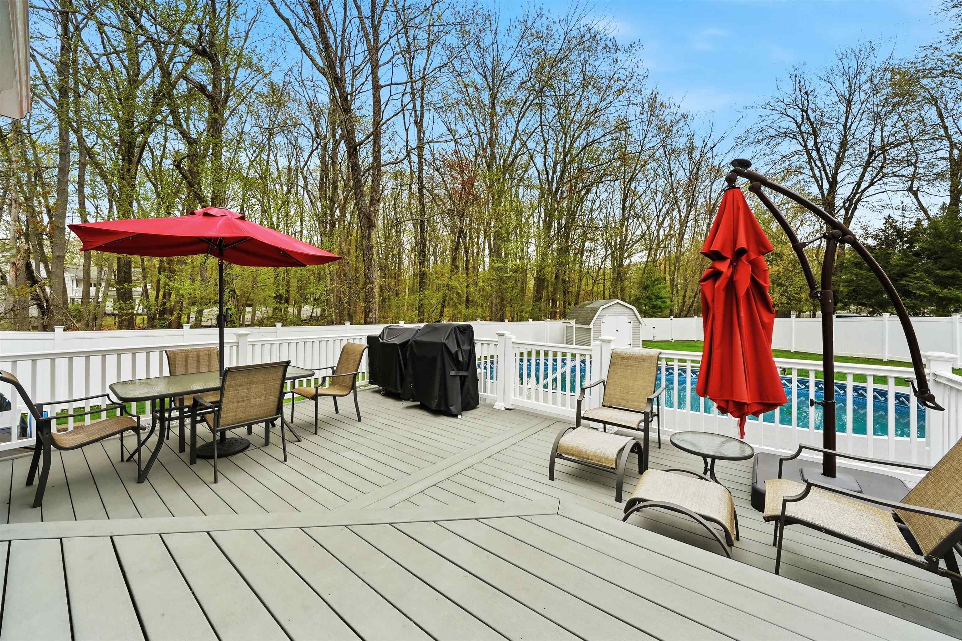 21 Christine Dr, Atkinson, NH 03811