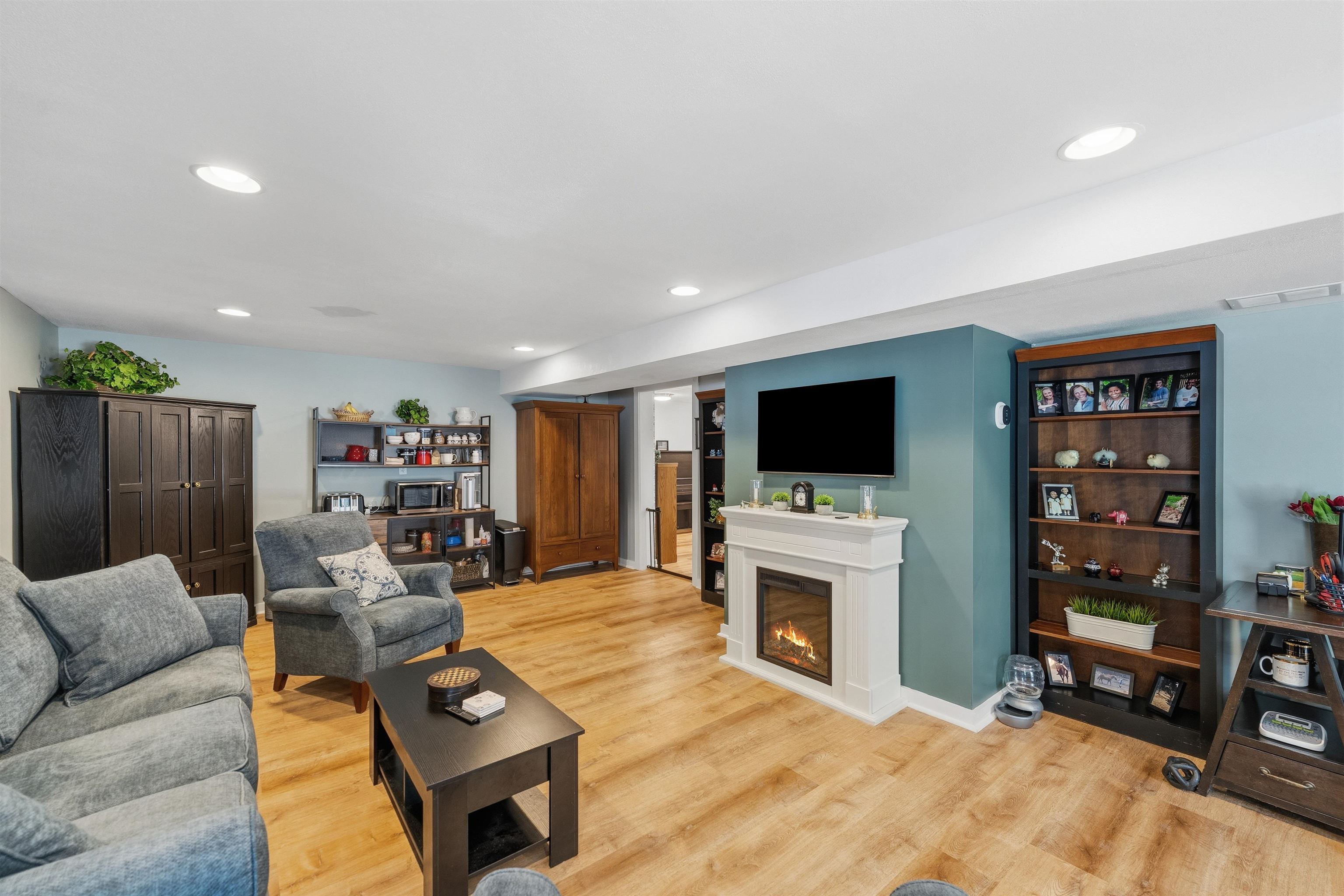 51 Ellyson Ave, Hampstead, NH 03826