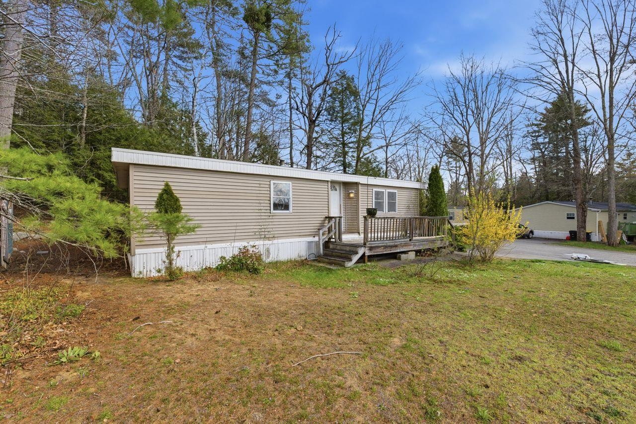 211 Emerald Dr, Barrington, NH 03825