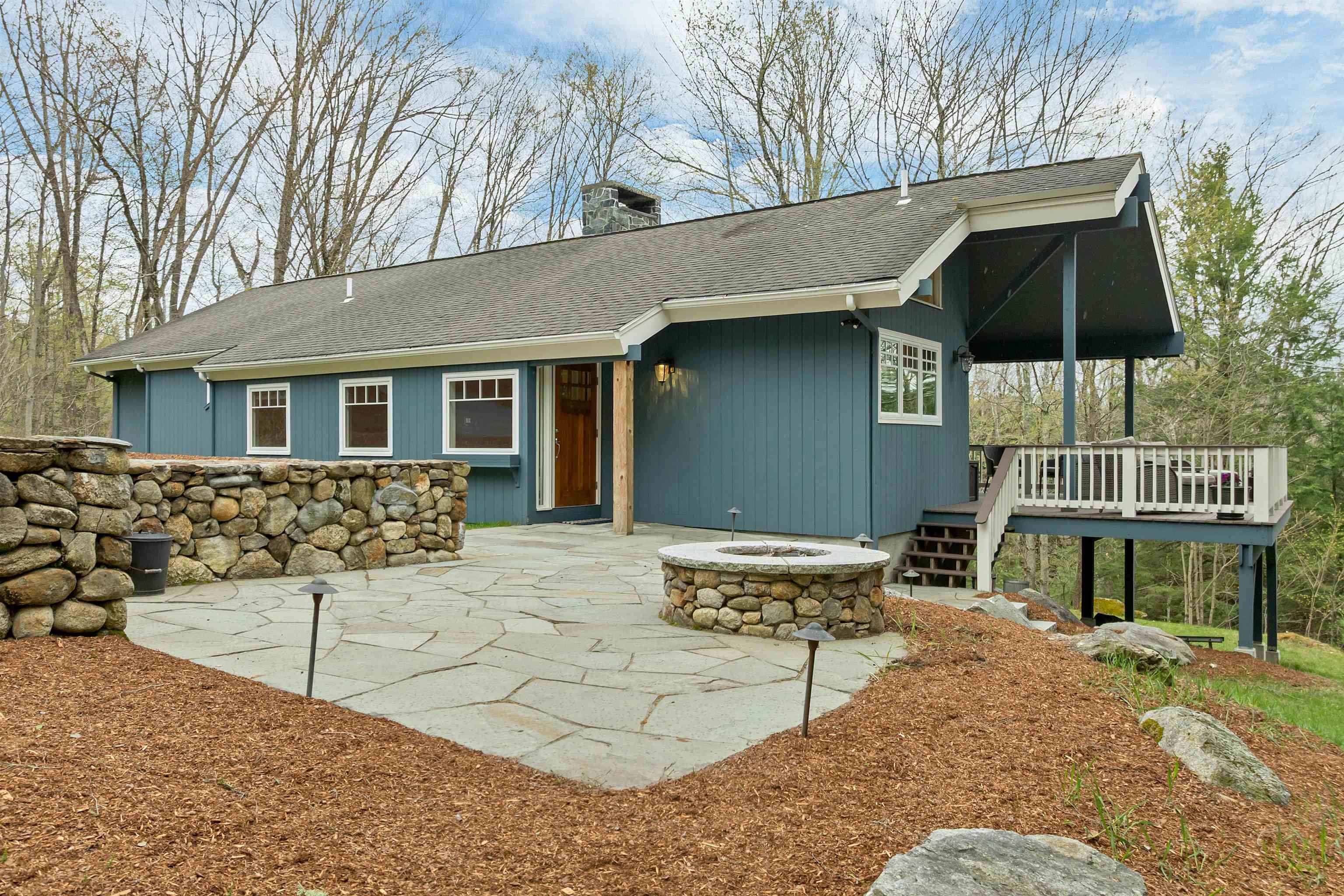 7 Turnbuckle Ln, Grantham, NH 03753