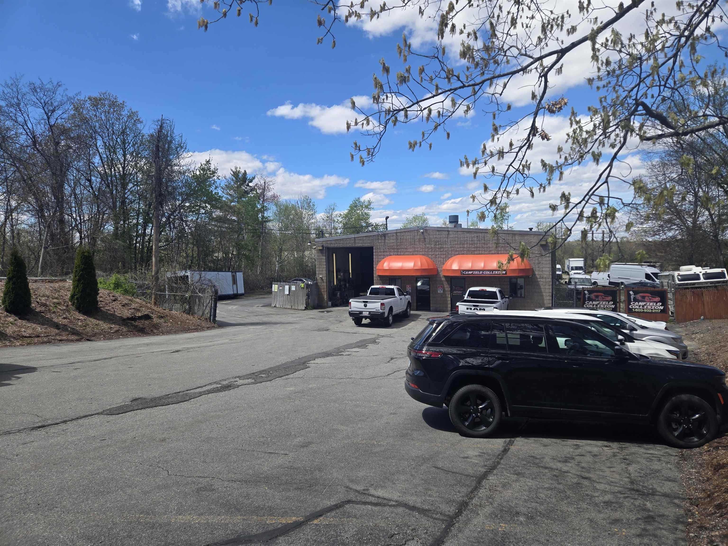 272 Sheffield Rd, Manchester, NH 03103