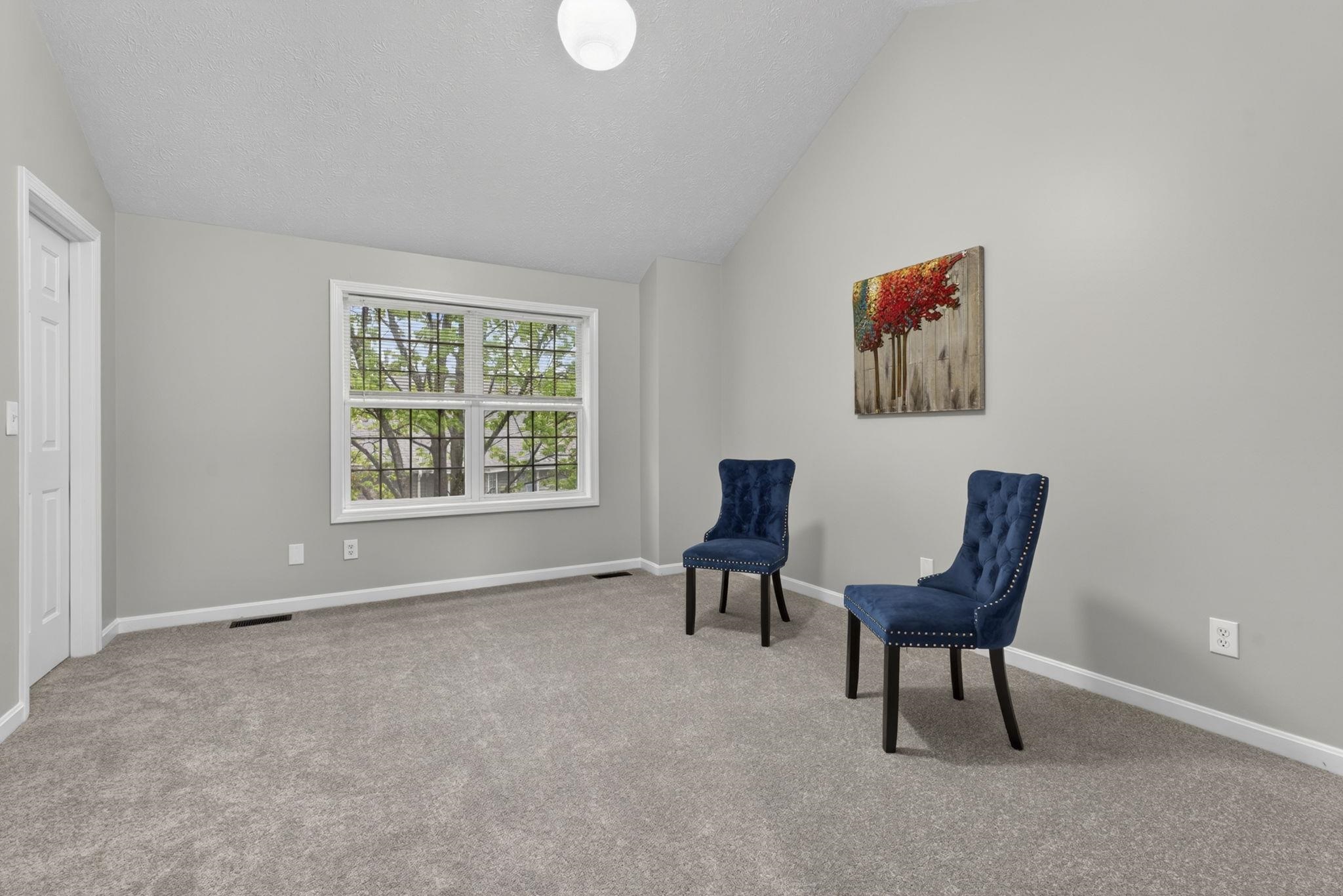 3 Summer Snow Ln, Bedford, NH 03110